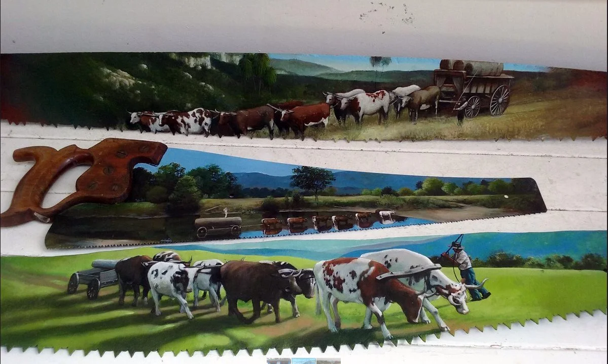 Miniatures on saw blades