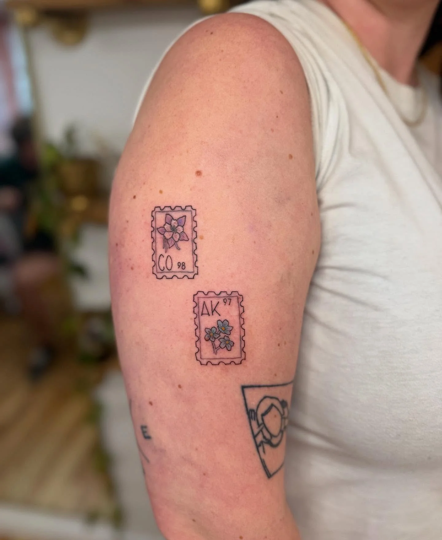 ✿ Some cutie little stamps 💜🩵 

I&rsquo;d love to add more stamps to my stamp collection! Hehe  If you&rsquo;d like a stamp tattoo, fill out my booking form! 🫶🏼

Female tattooer, safe space, girl power, queer spaces

#tattooartist #SavannahAshmor