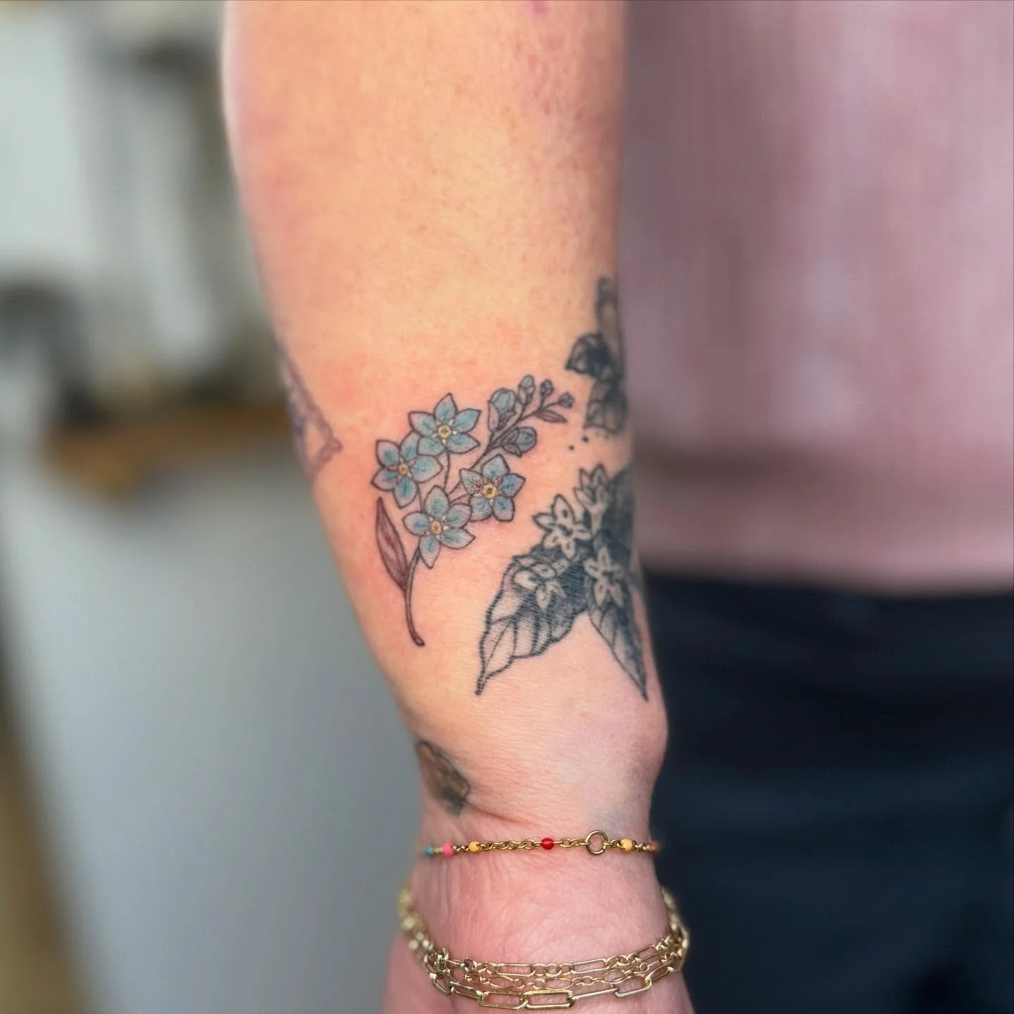 ✿ The sweetest little Alaskan Forget me not next to some other florals by me 🩵

Endlessly thankful for Erin 🫶🏼

Female tattooer, safe space, girl power, queer spaces

#tattooartist #SavannahAshmoreArt #inkfloral #plantbasedillustration #feminineta