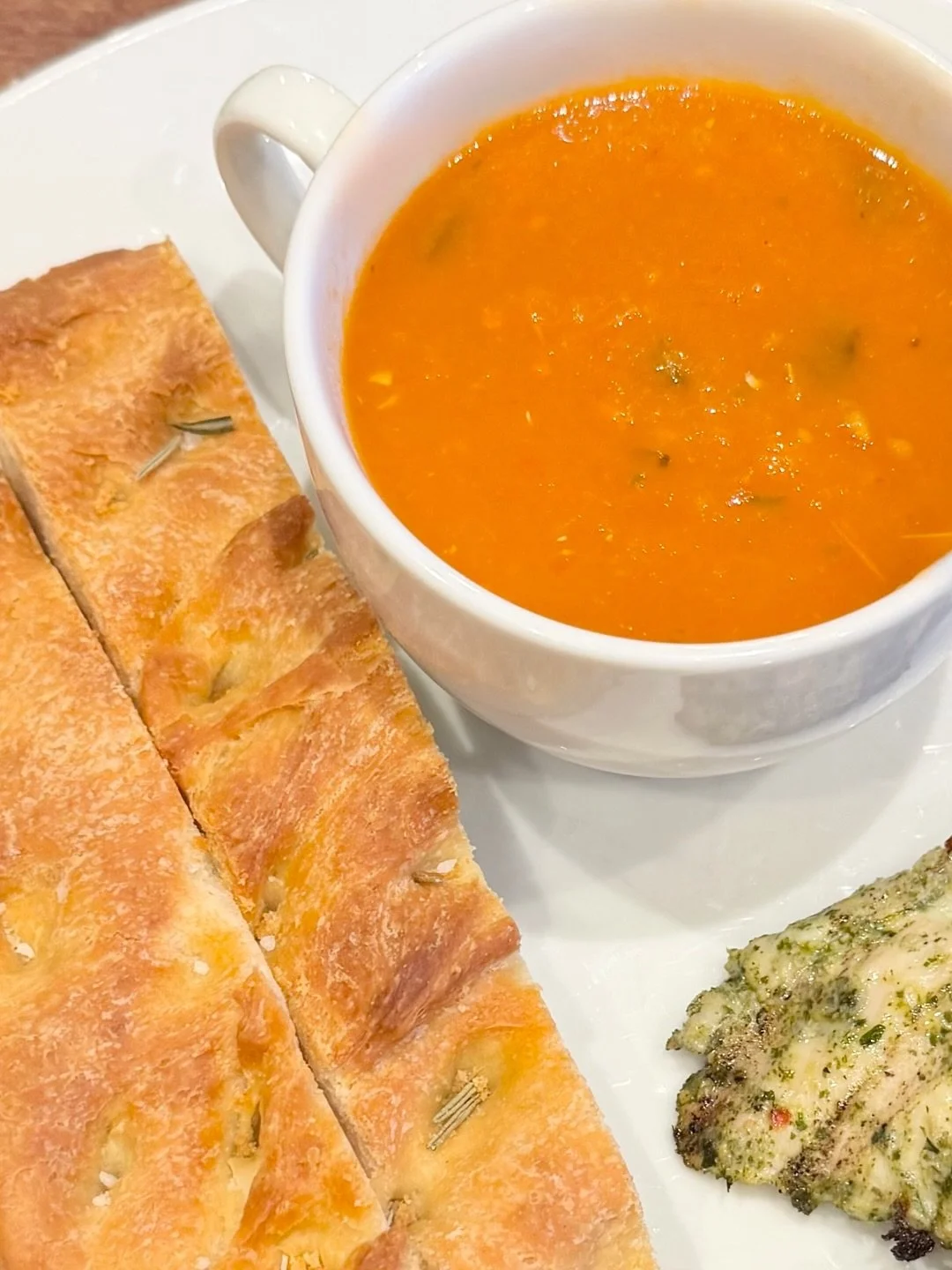 We just love this! BHS teacher Meloni Courtway and her Advanced Culinary Arts students have created a brilliant program offering made-from-scratch soup and hand crafted focaccia bread for weeknight meals on the fly. Shout out to these young entrepren