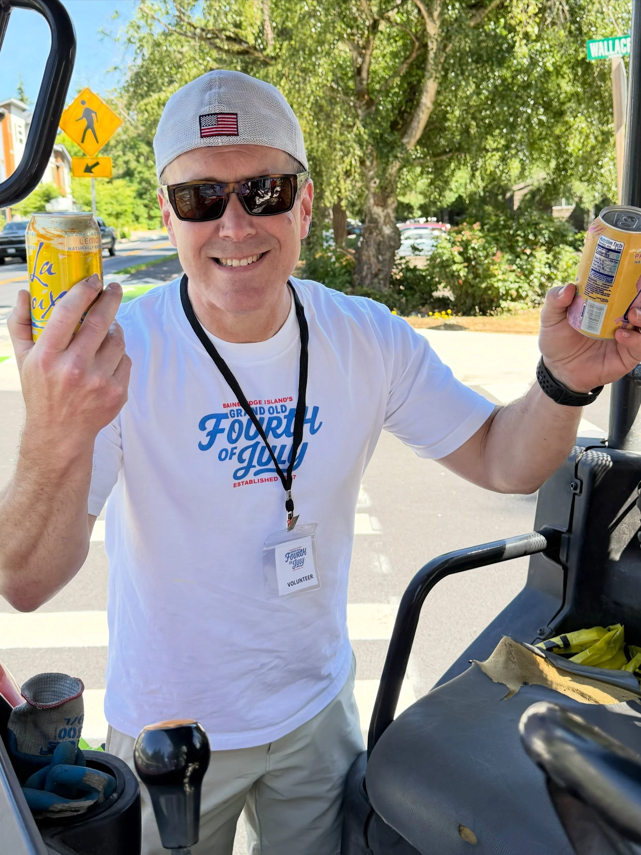 🇺🇸 VOLUNTEERS NEEDED 🇺🇸

The Grand Old 4th is just around the corner, and we&rsquo;re looking for volunteers to help make Bainbridge Island&rsquo;s favorite Fourth of July tradition a success.
Volunteer opportunities are available throughout the 