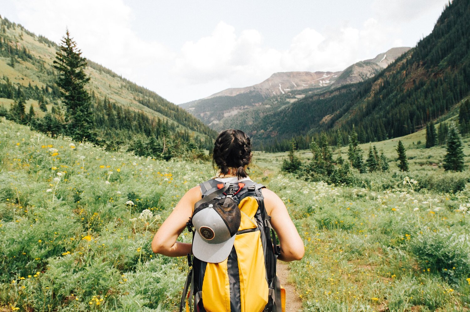 Travel Essentials for Women: Must-Haves To Ease Your Travel