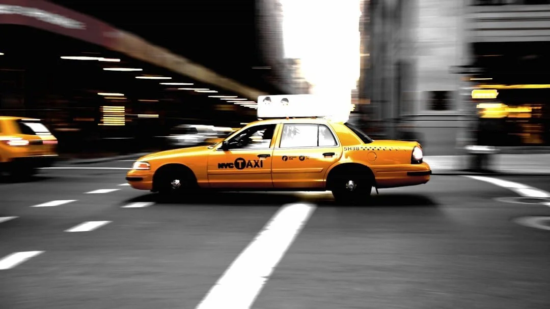 How Local Taxi Drivers Can Be Your Best Tour Guides