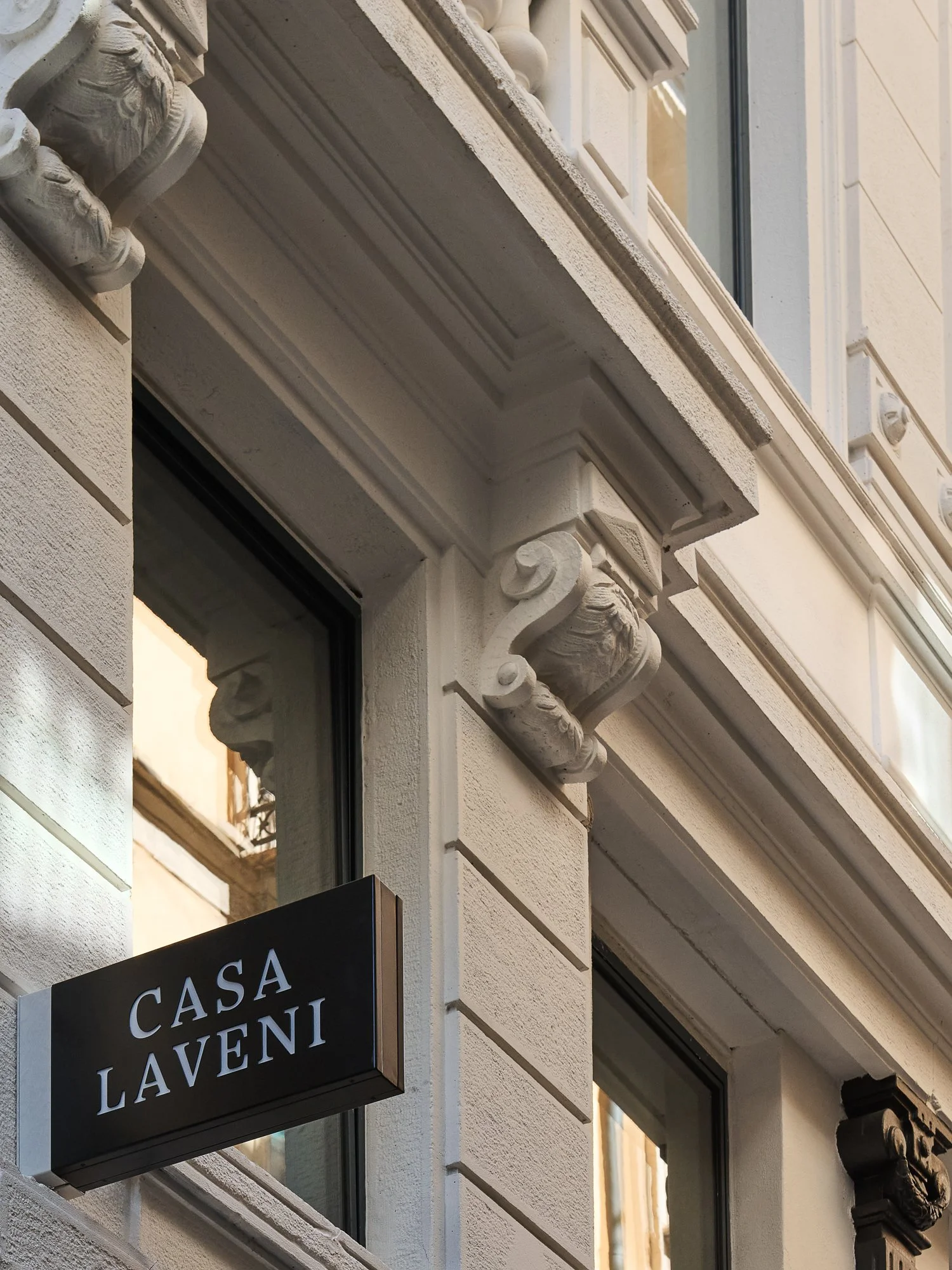 A Neoclassical Palazzo Reborn: Casa Laveni Debuts in Milan’s Brera District
