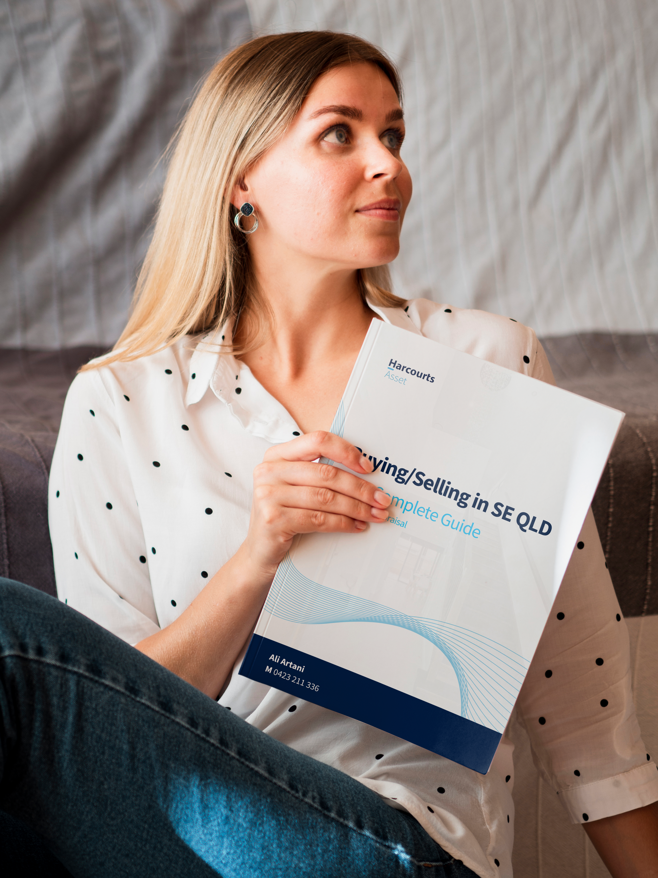 brochure_mockup.png