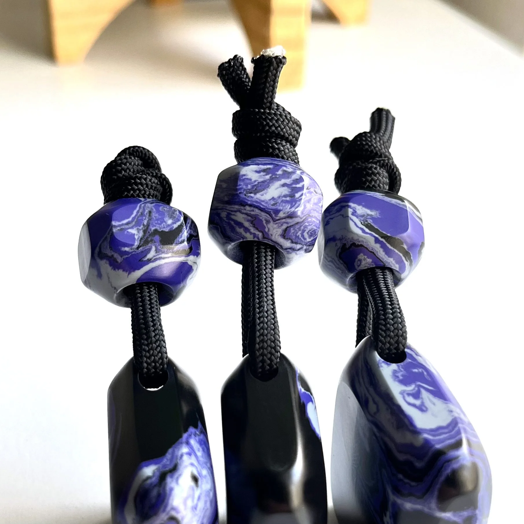 EBONITE_003.jpg