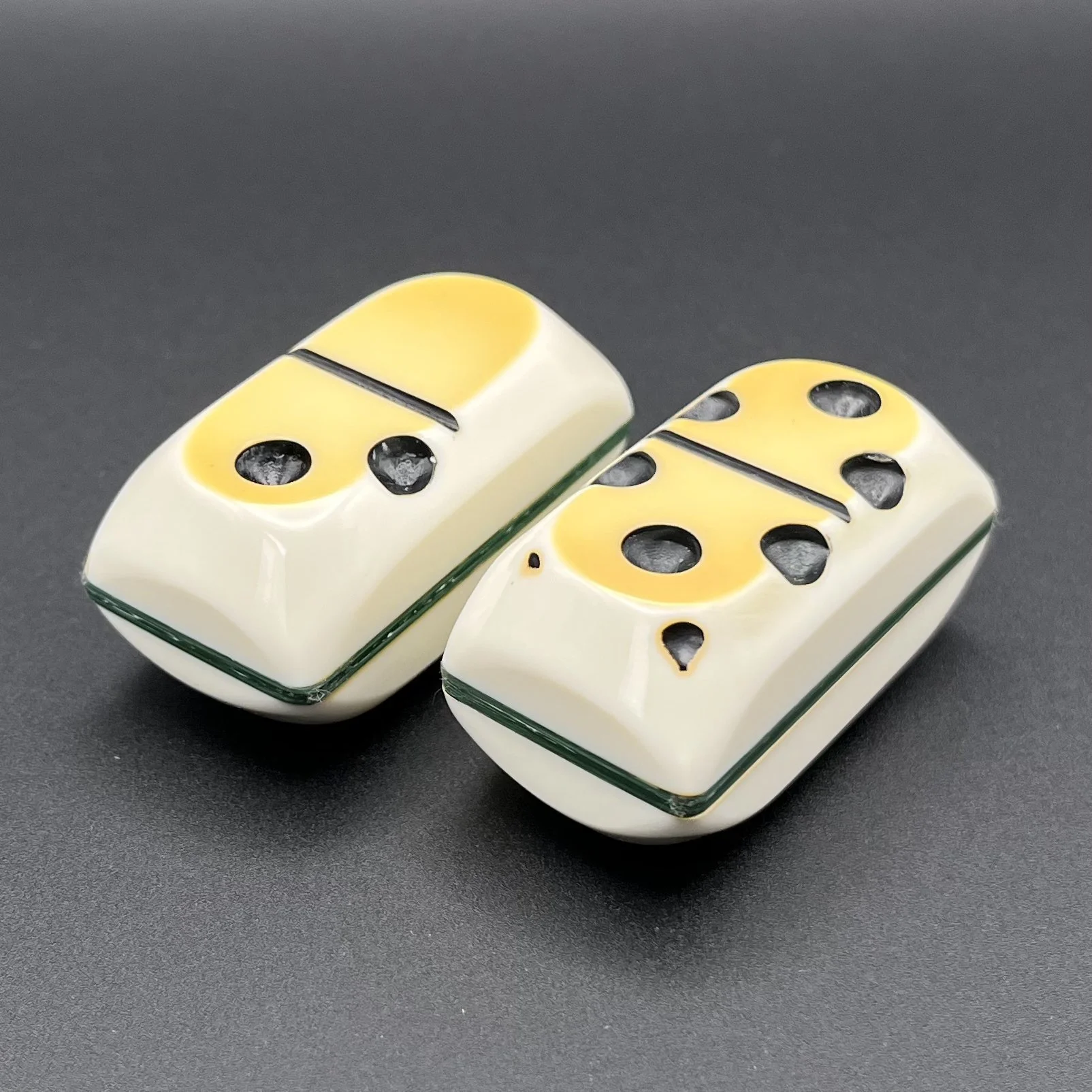 Domino_09.jpg