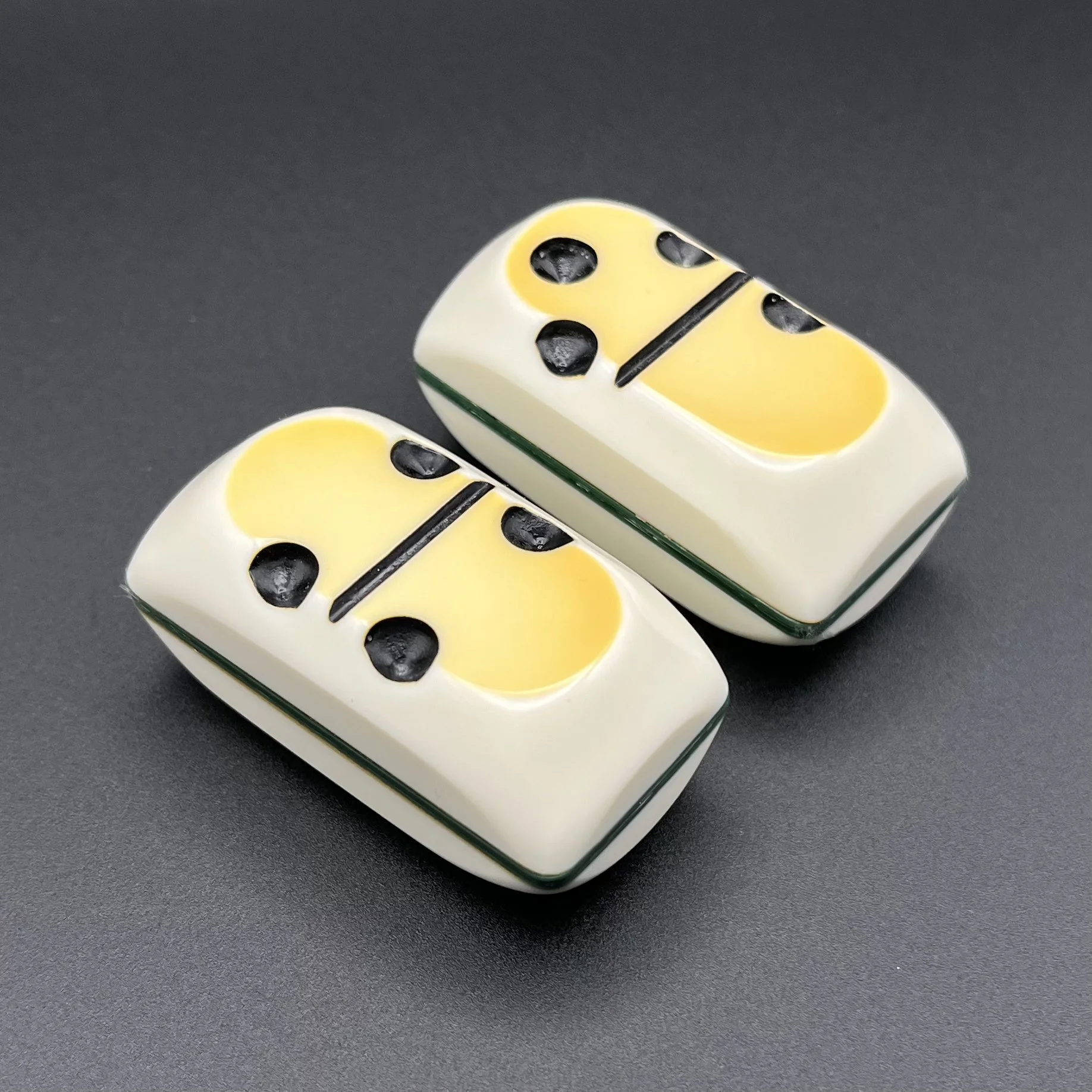 Domino_06.jpg