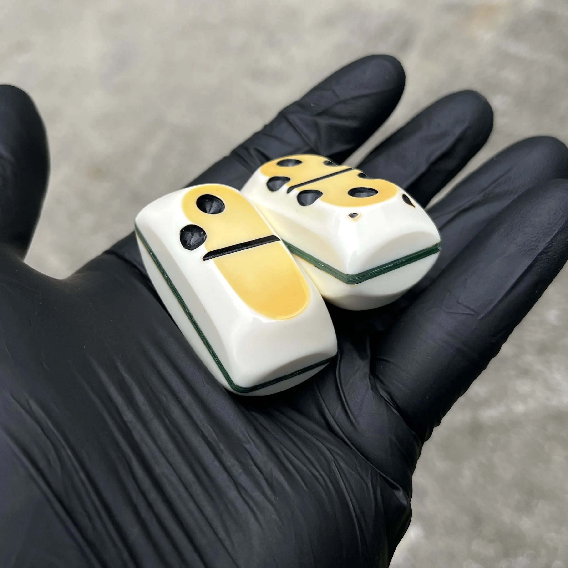 Domino_02.jpg