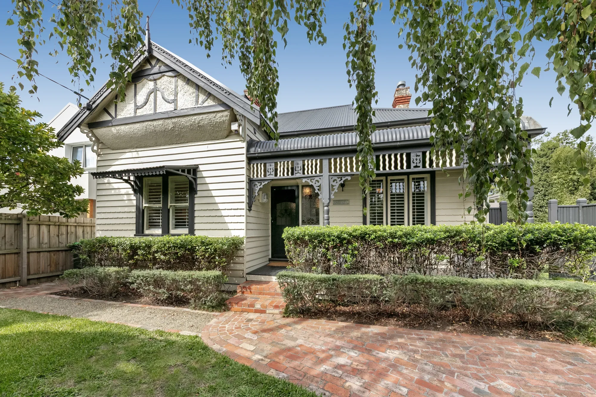 Weatherboard Edwardian home in Carnegie, Melbourne