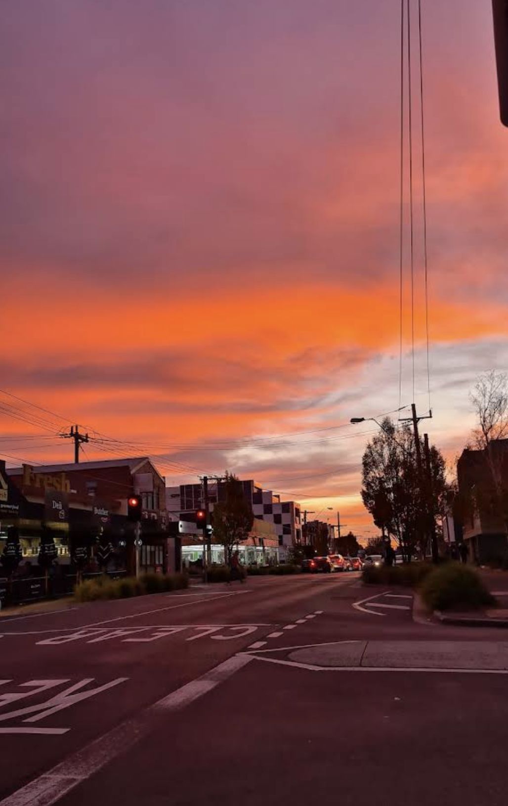 Sunset over Centre Road, Bentleigh in Melbourne.