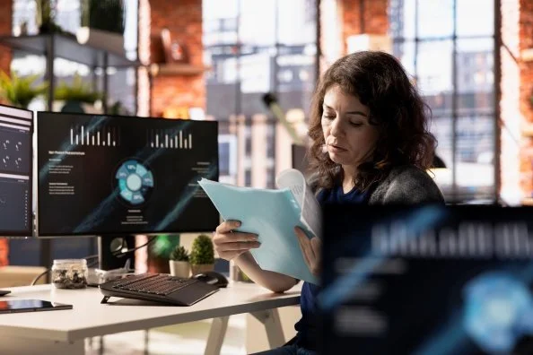 Using Structured Data to Clarify Services for AI-Driven Search