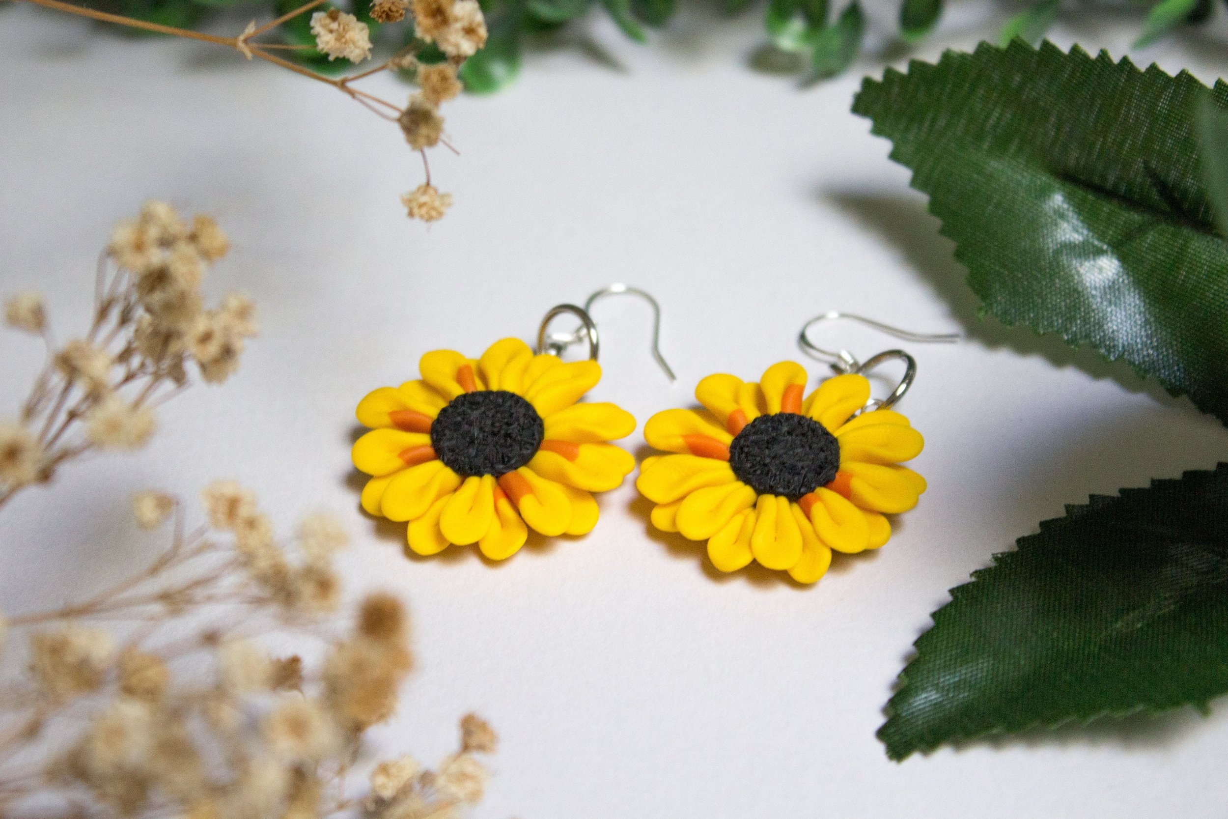 https://i.etsystatic.com/12069273/r/il/079a35/1920899650/il_fullxfull.1920899650_60tn.jpg