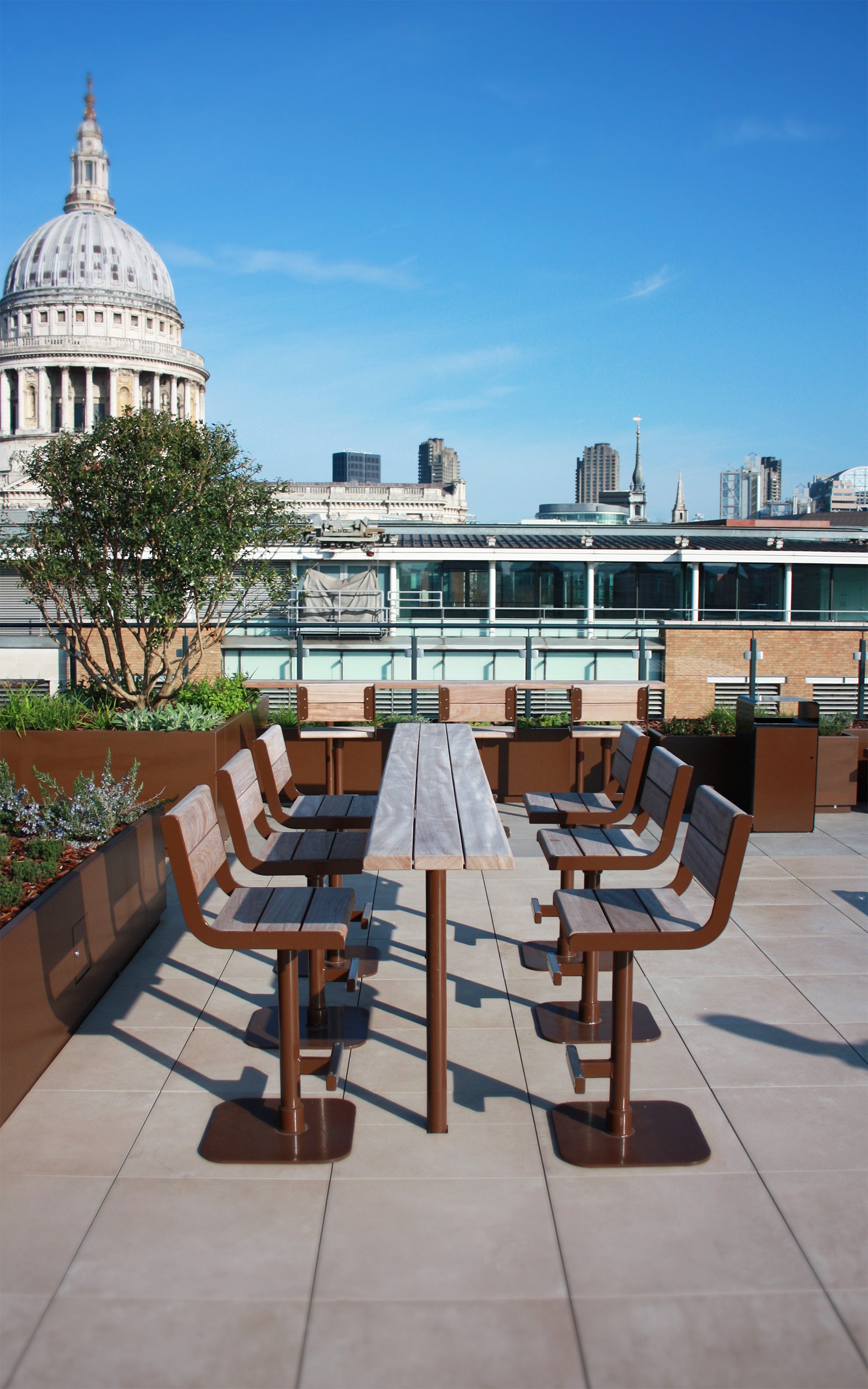 1021-SOC-99 QUEEN VICTORIA STREET-SNACK-STOOL - TABLE-A-035 EDITED.jpg