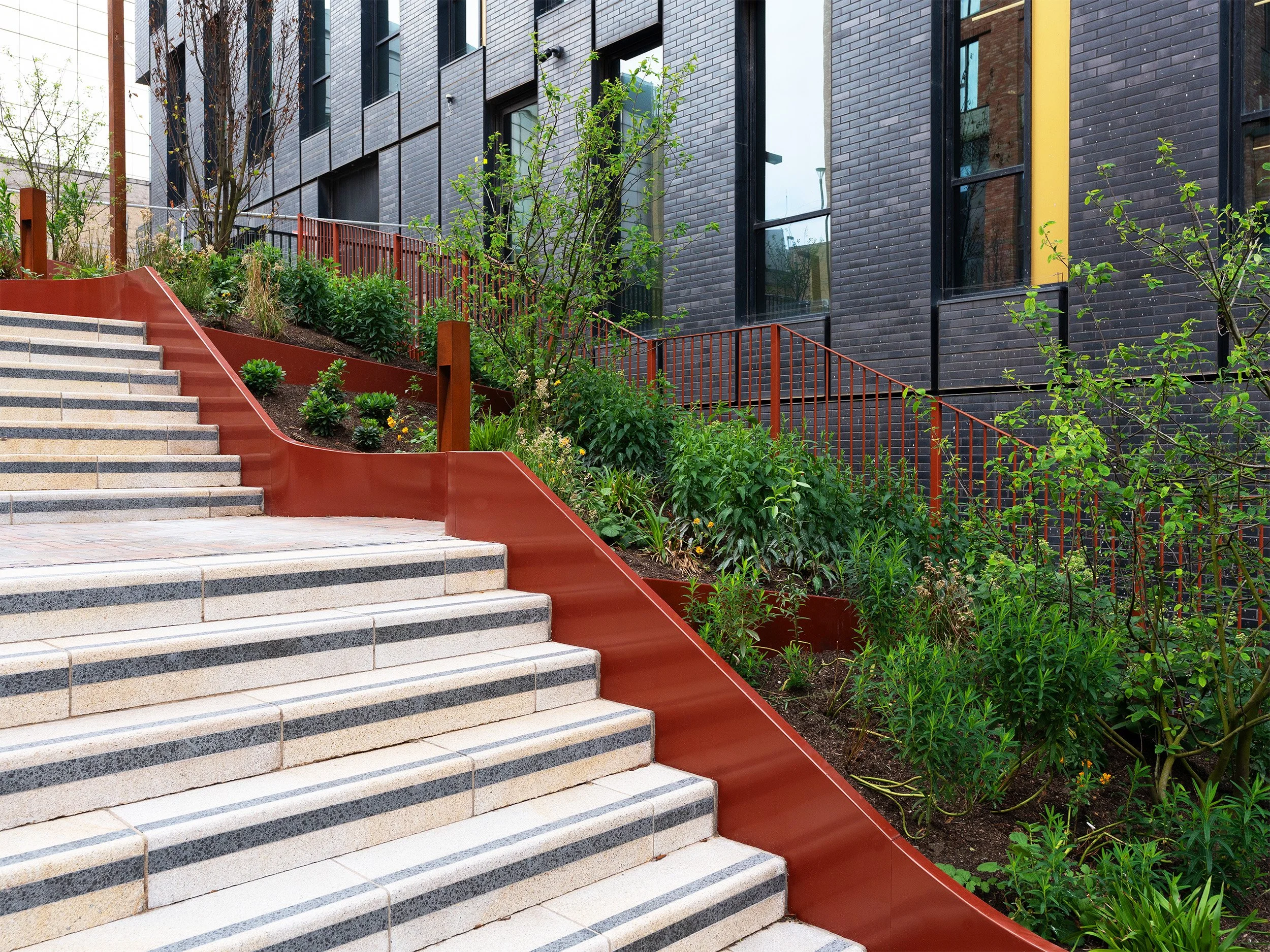 1100-SOC-WATERHOUSE GARDENS-PLANTAPANEL-RADIAL-P-047 EDITED.jpg