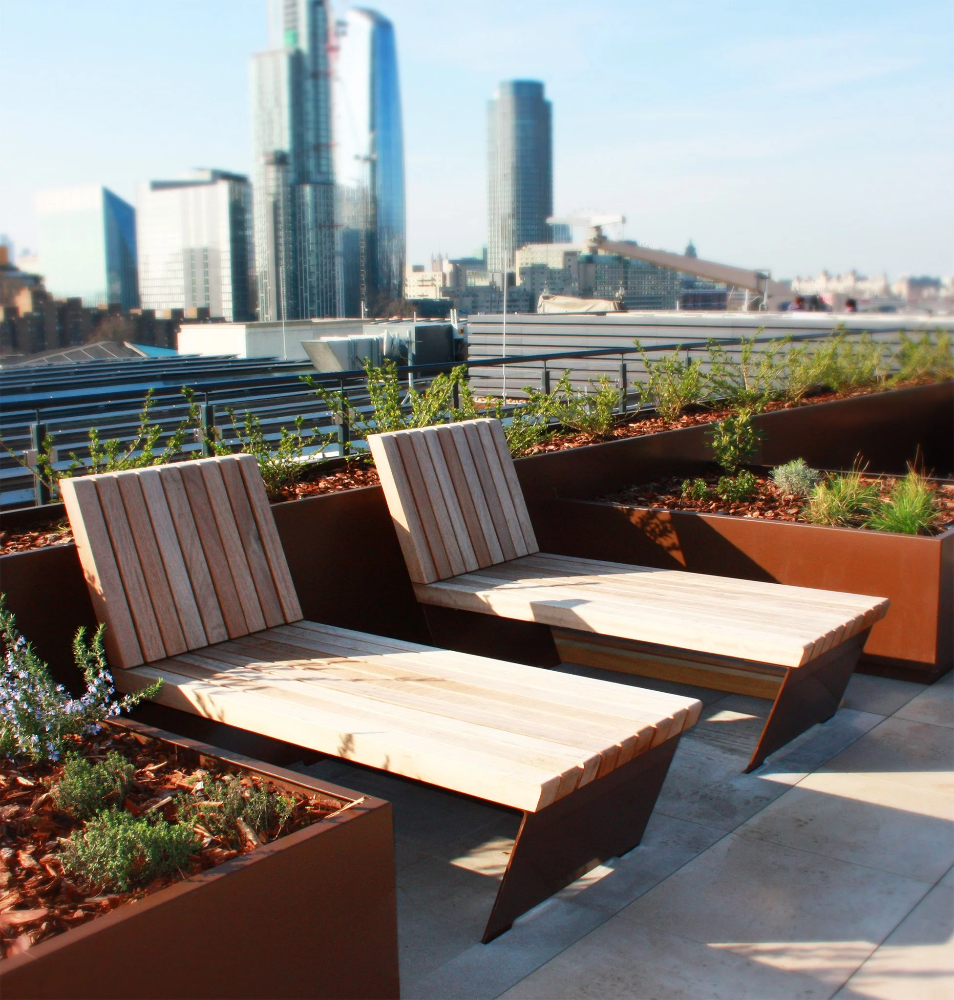 1021-SOC-99 QUEEN VICTORIA STREET-OBLIQ-LOUNGER-A-003 EDITED.jpg