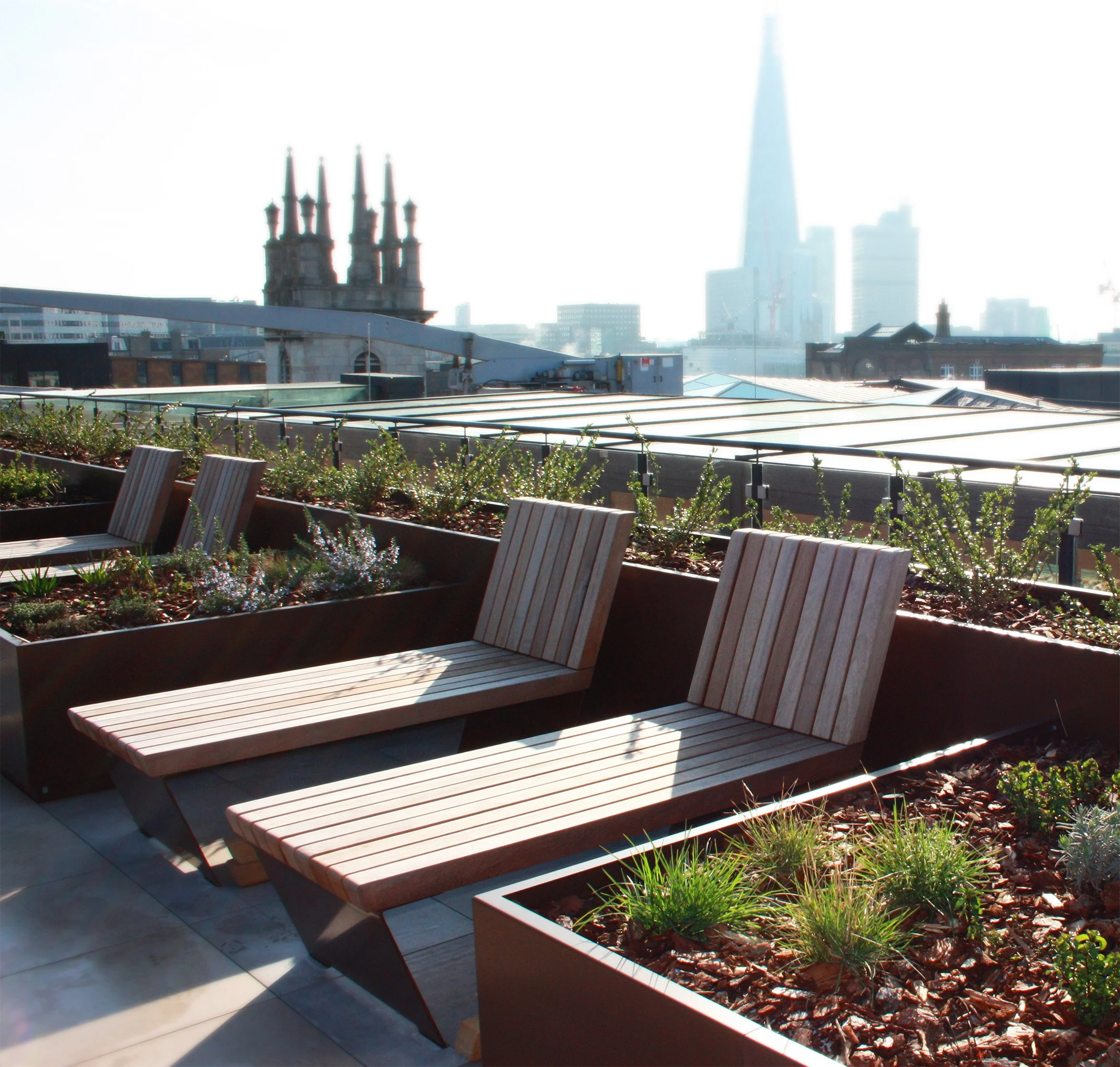 1021-SOC-99 QUEEN VICTORIA STREET-OBLIQ-LOUNGER-A-011 EDITED.jpg