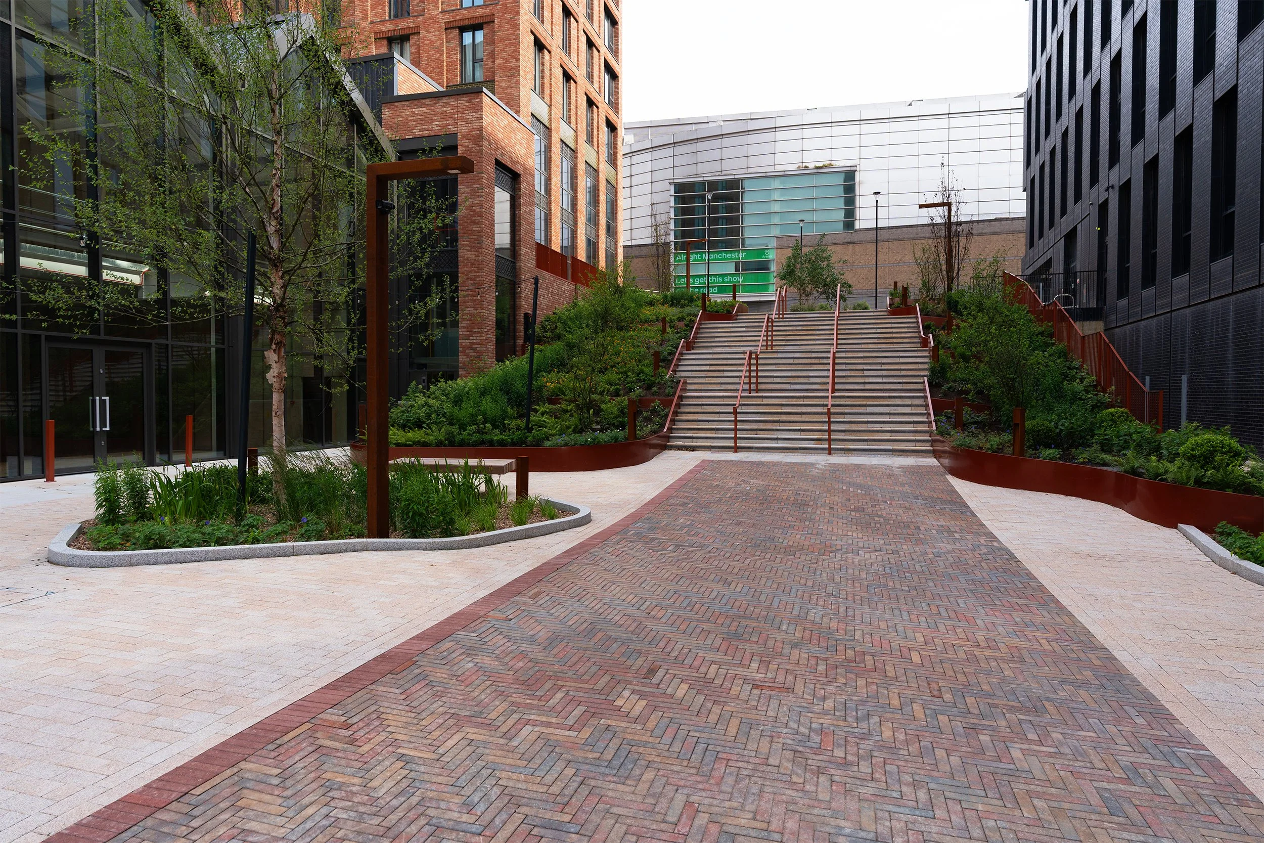1100-SOC-WATERHOUSE GARDENS-PLANTAPANEL-RADIAL-P-038 EDITED.jpg
