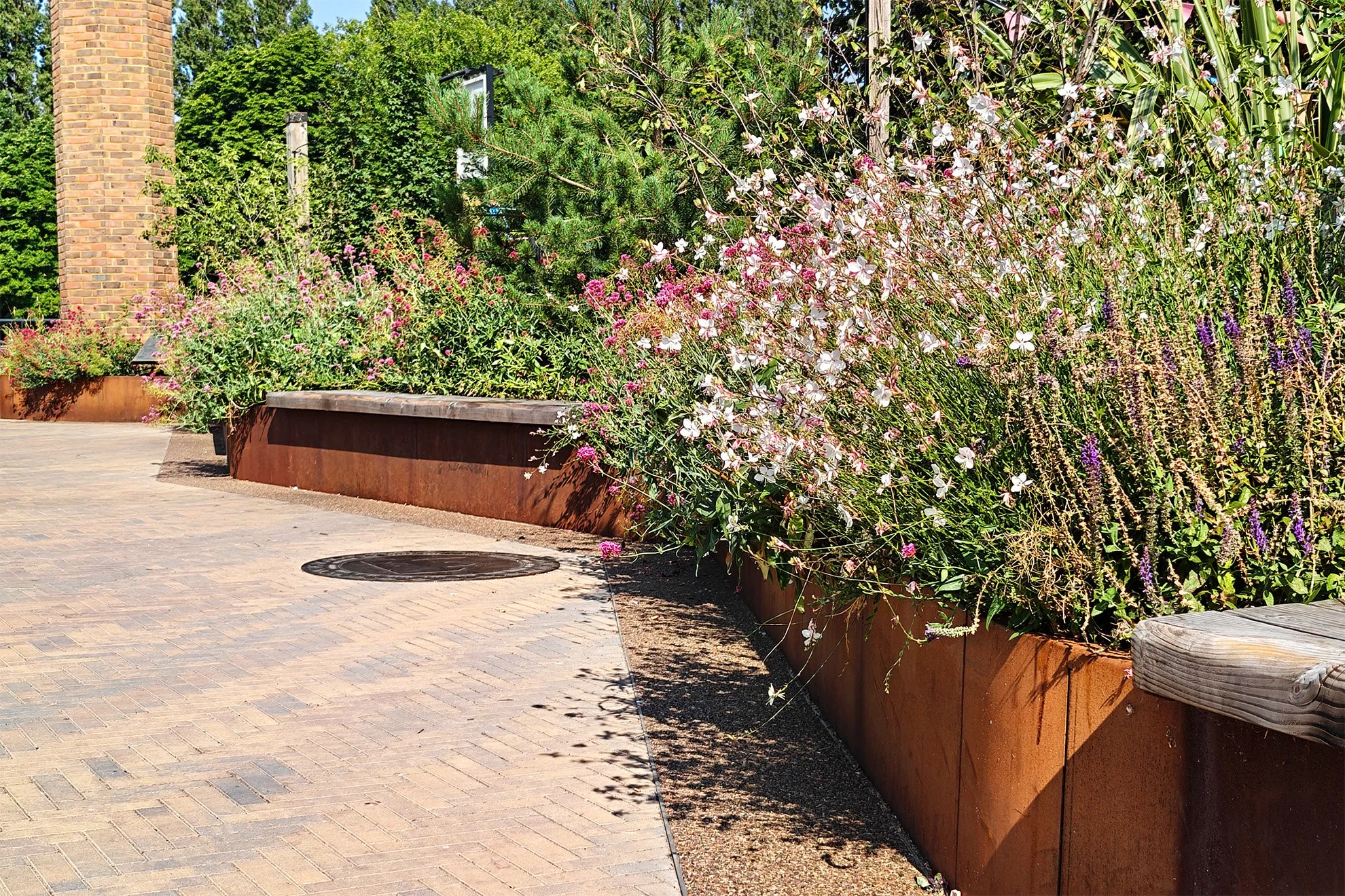 1060-SOC-EAGLE BREWERY-PLANTERS-PLANTAPANEL-A-069 EDITED.jpg
