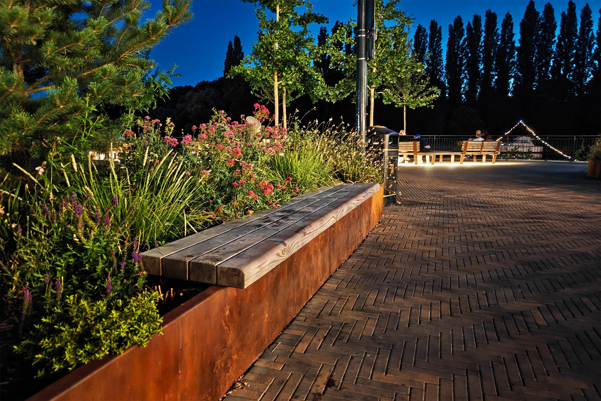 1060-SOC-EAGLE BREWERY-PLANTERS-PLANTAPANEL-A-051 EDITED.jpg
