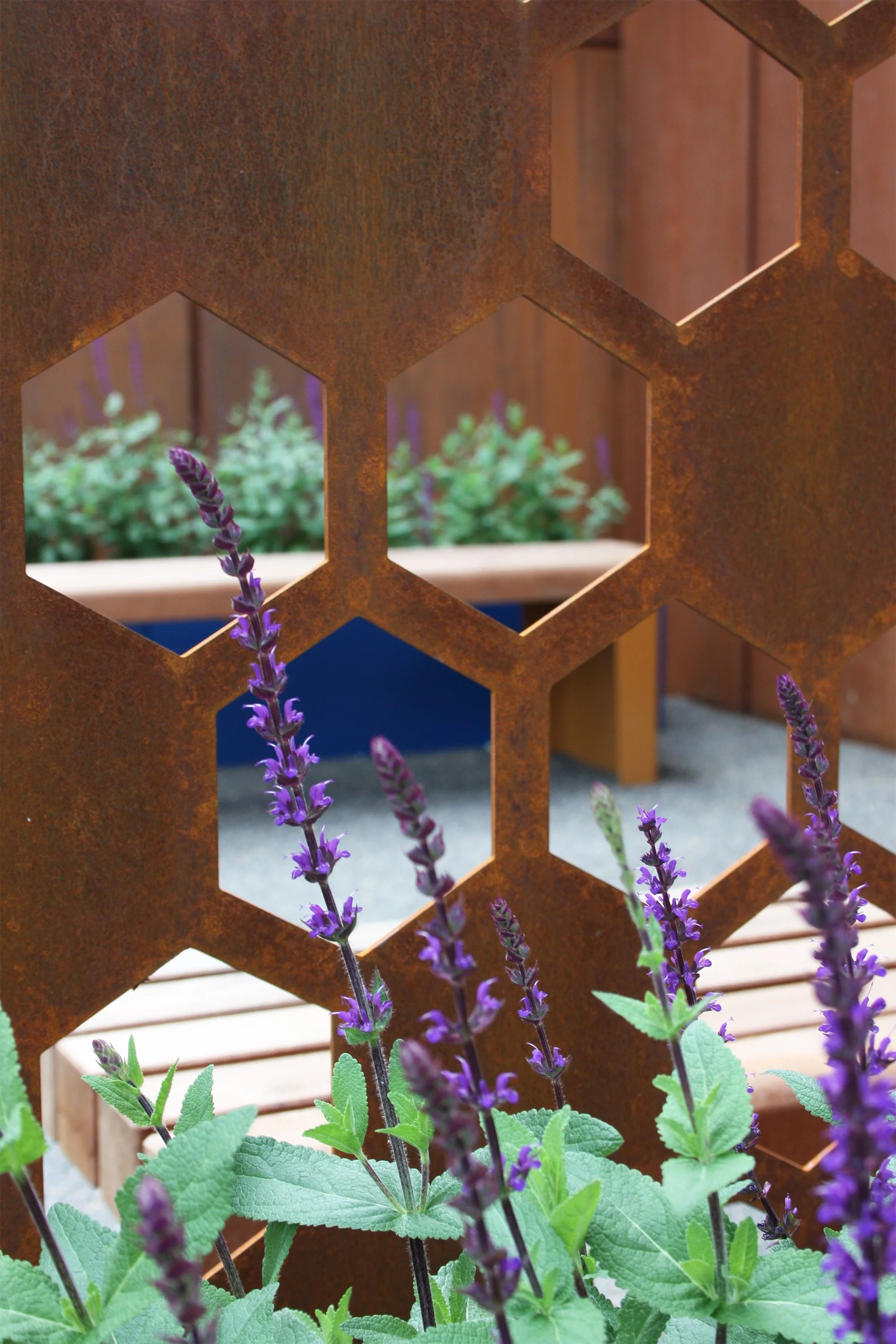 1200-SOC-FUSION-SCREENS-HONEYCOMB PRIVACY-A-010 EDITED.JPG.jpg