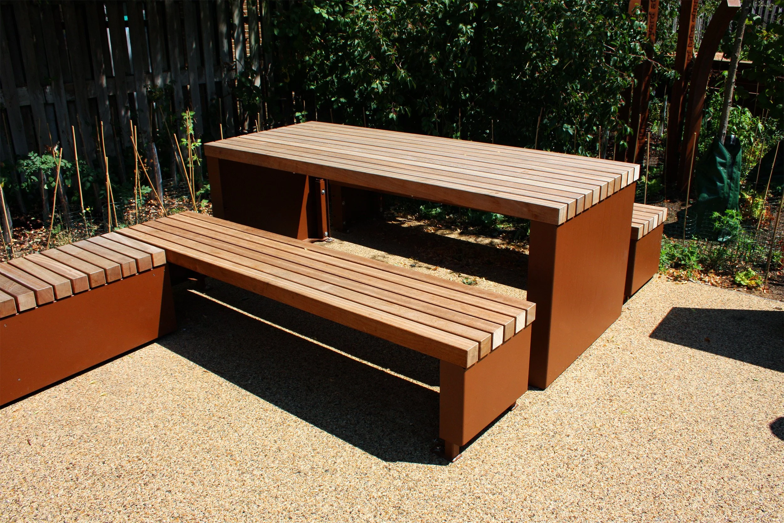 1139-SOC-WOOLBOROUGH LANE-BESPOKE-PODIUM SEATING-A-042 EDITED.JPG.jpg