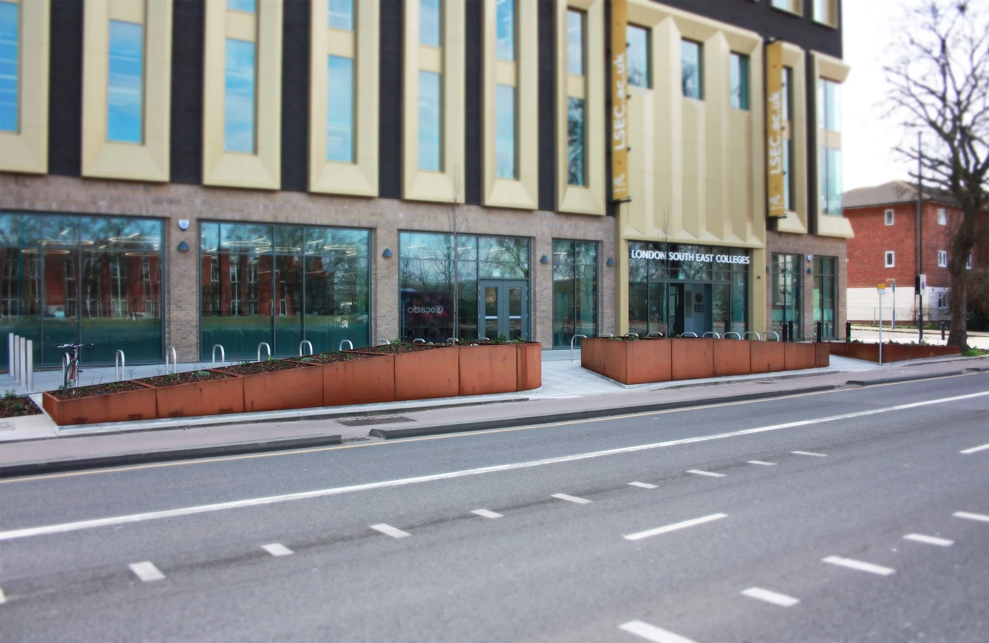 1109-SOC-PLUMSTEAD-PLANTER-PLANTABOX-A-049 EDITED.jpg