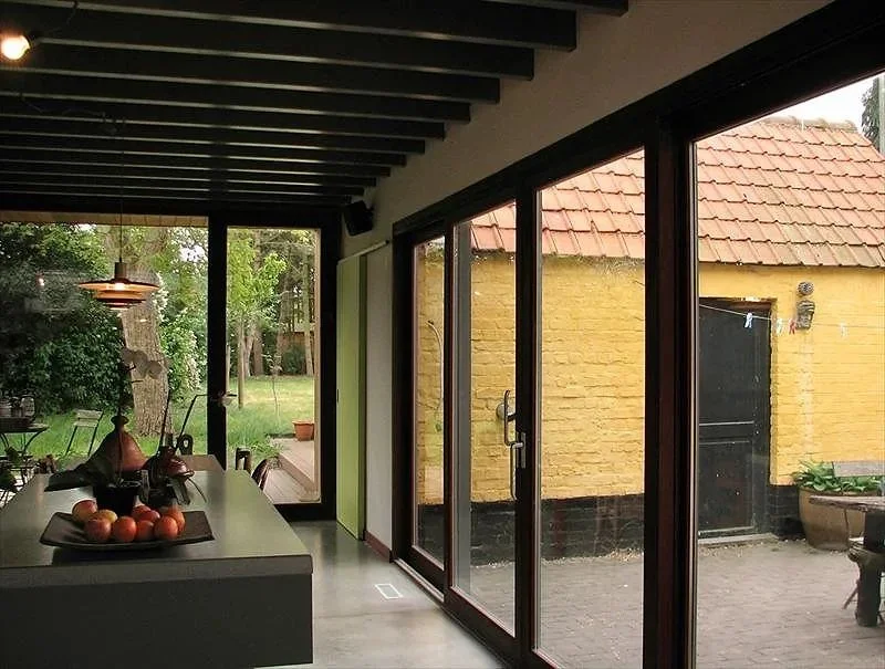 An image of the Cultural Center.