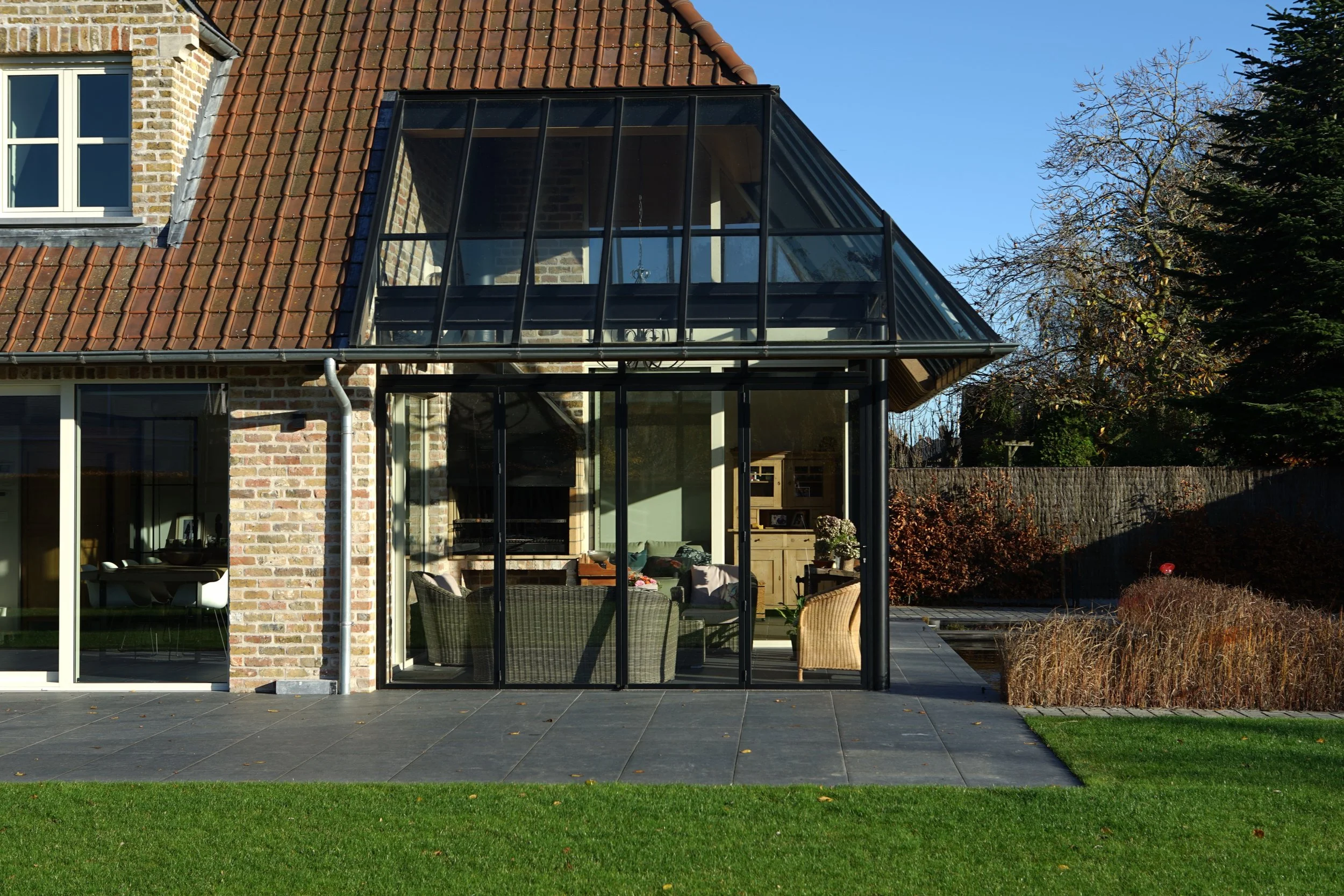 An image of the Cultural Center.