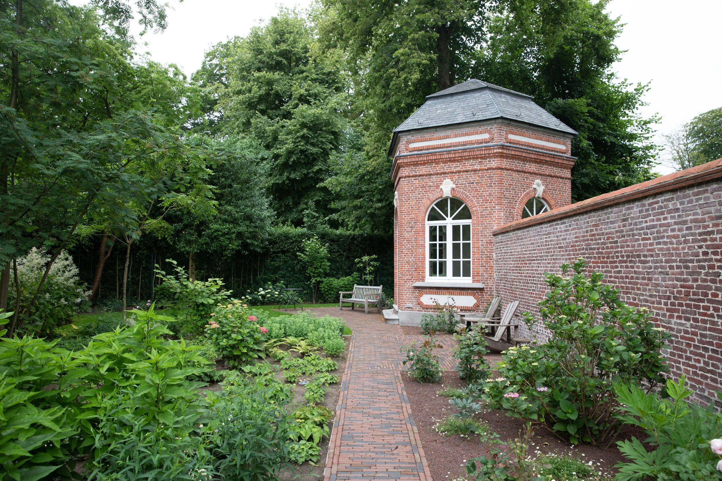 An image of the Cultural Center.