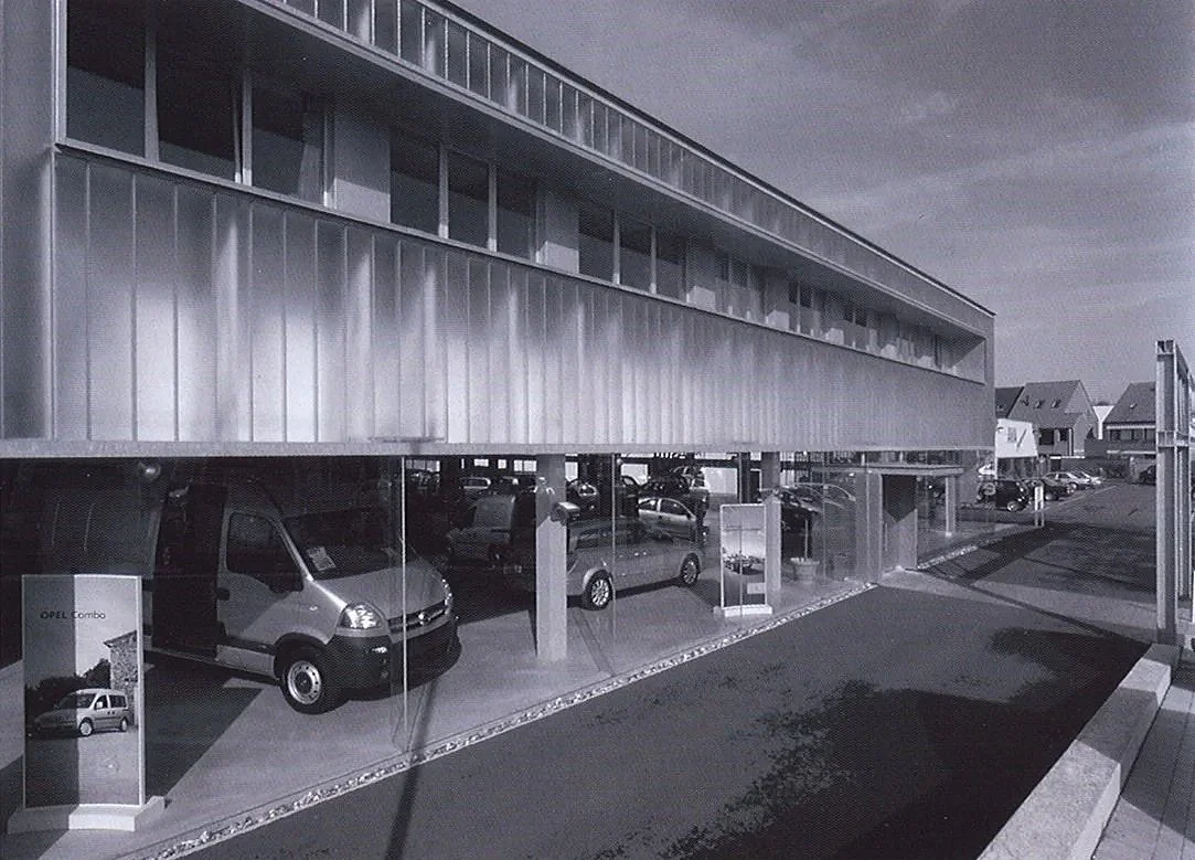 An image of the Cultural Center.