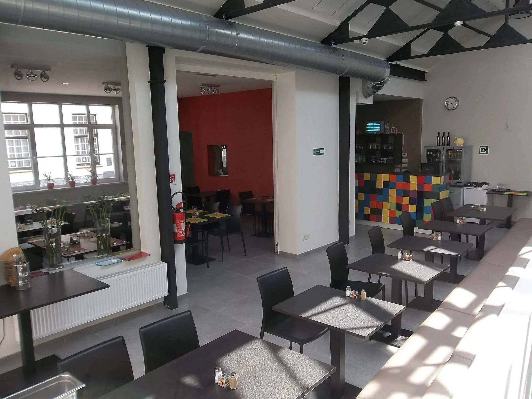 An image of the Cultural Center.