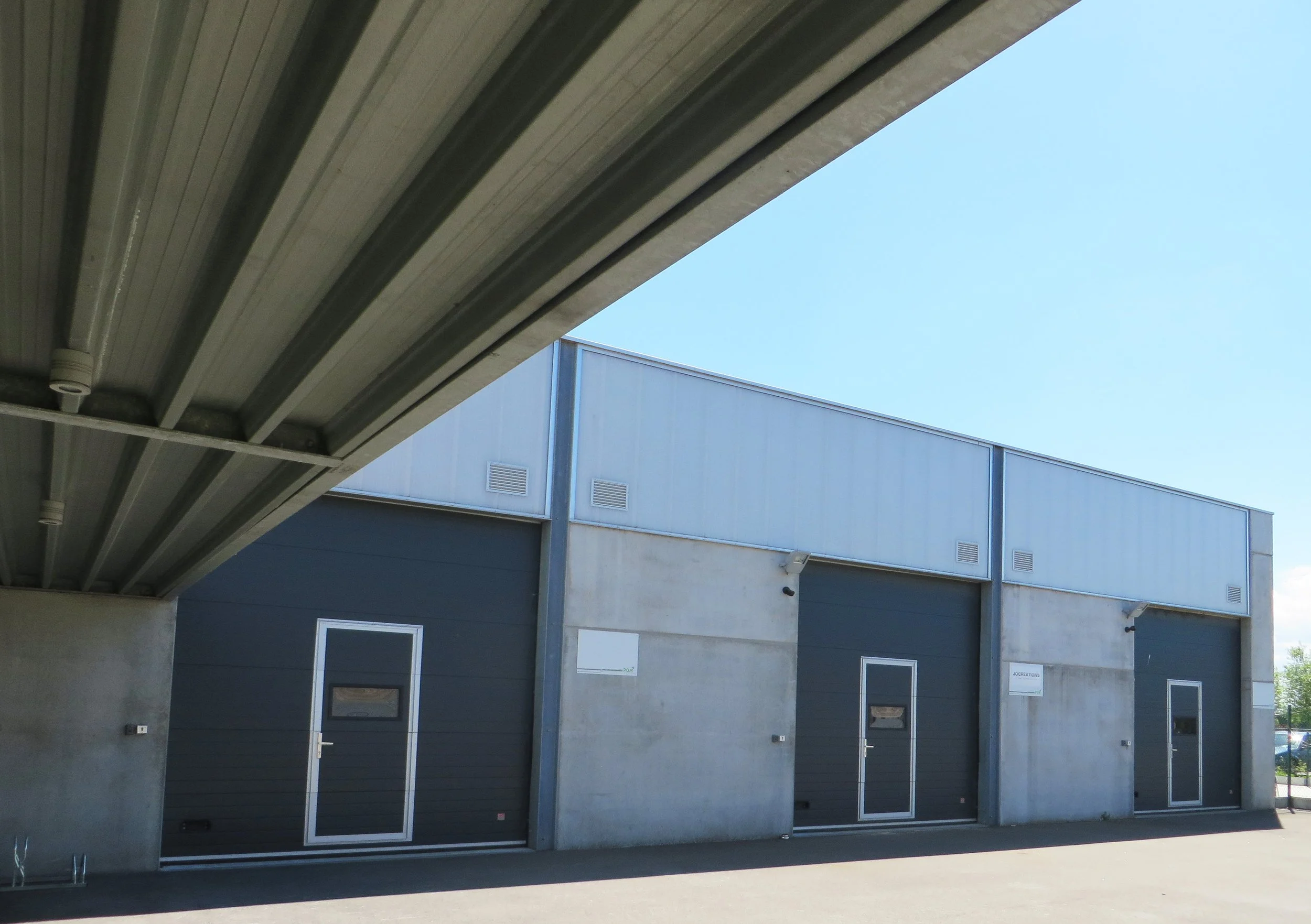 An image of the Cultural Center.