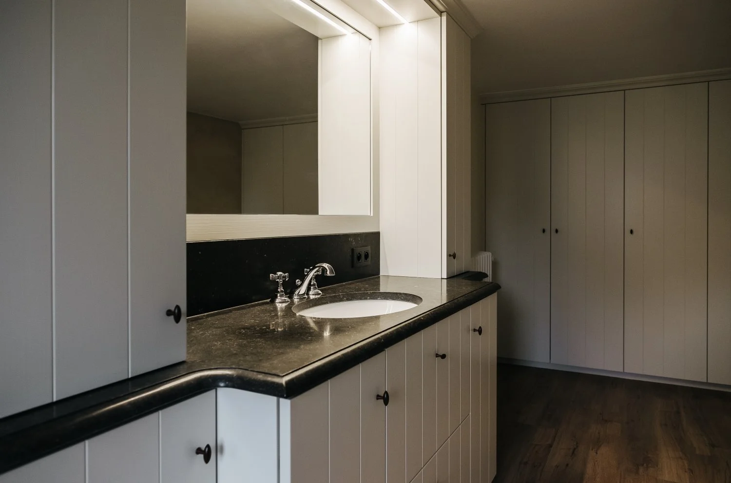 An image of the Cultural Center.