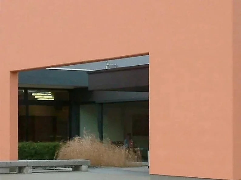 An image of the Cultural Center.