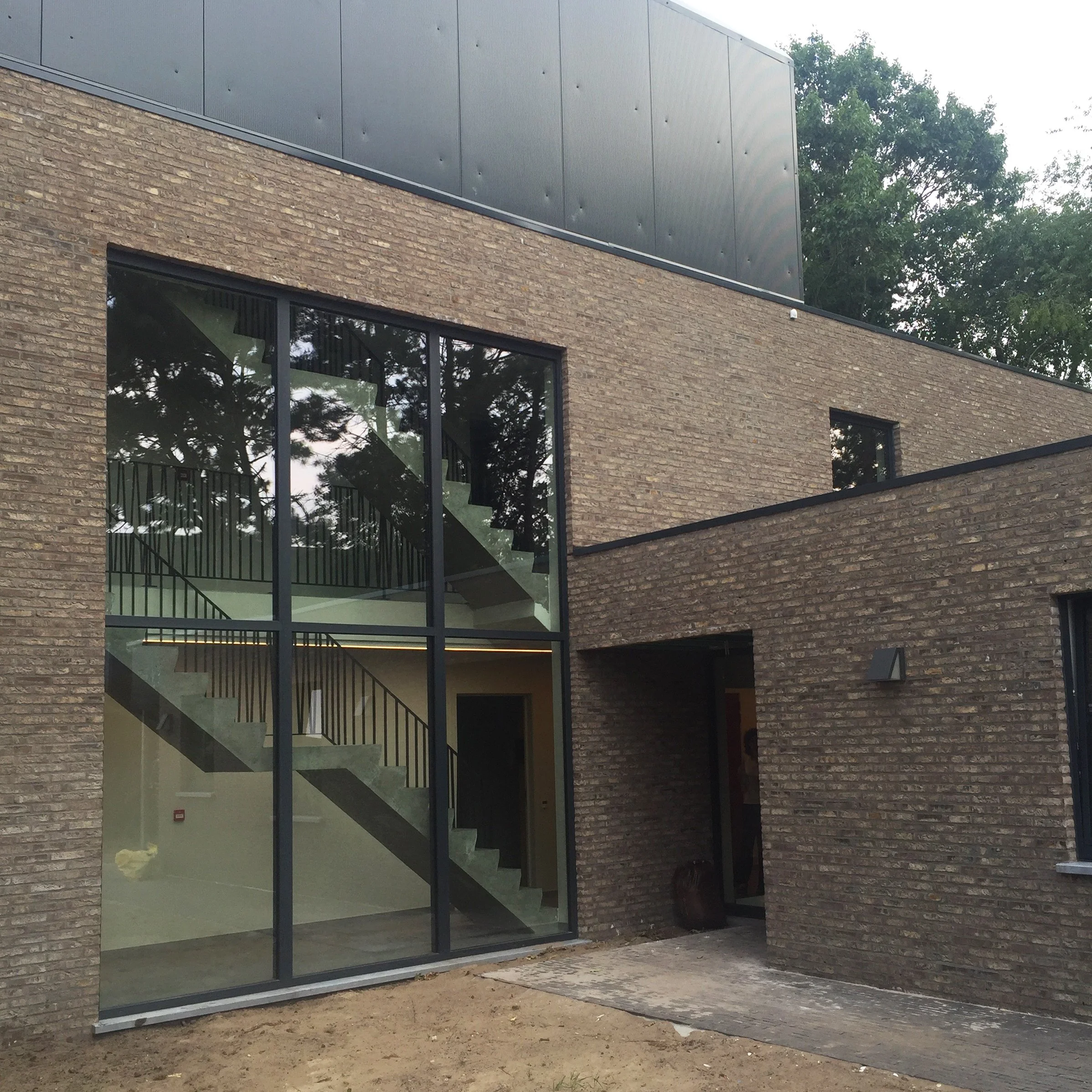 An image of the Cultural Center.