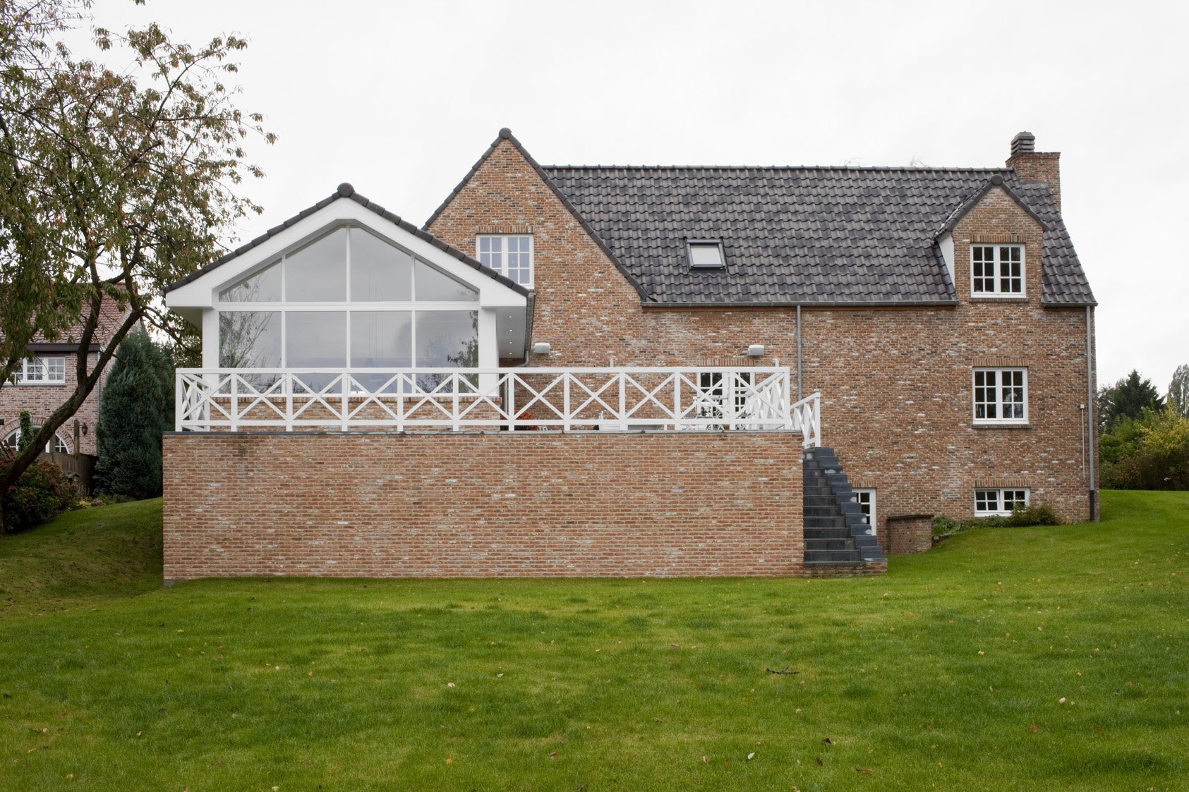 An image of the Cultural Center.