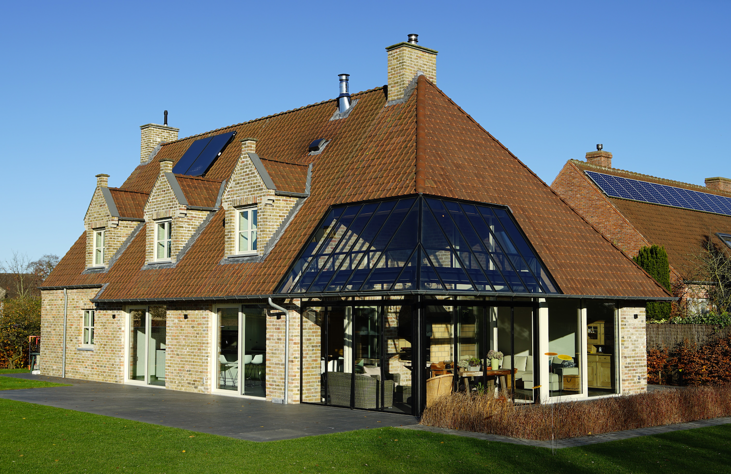 An image of the Cultural Center.