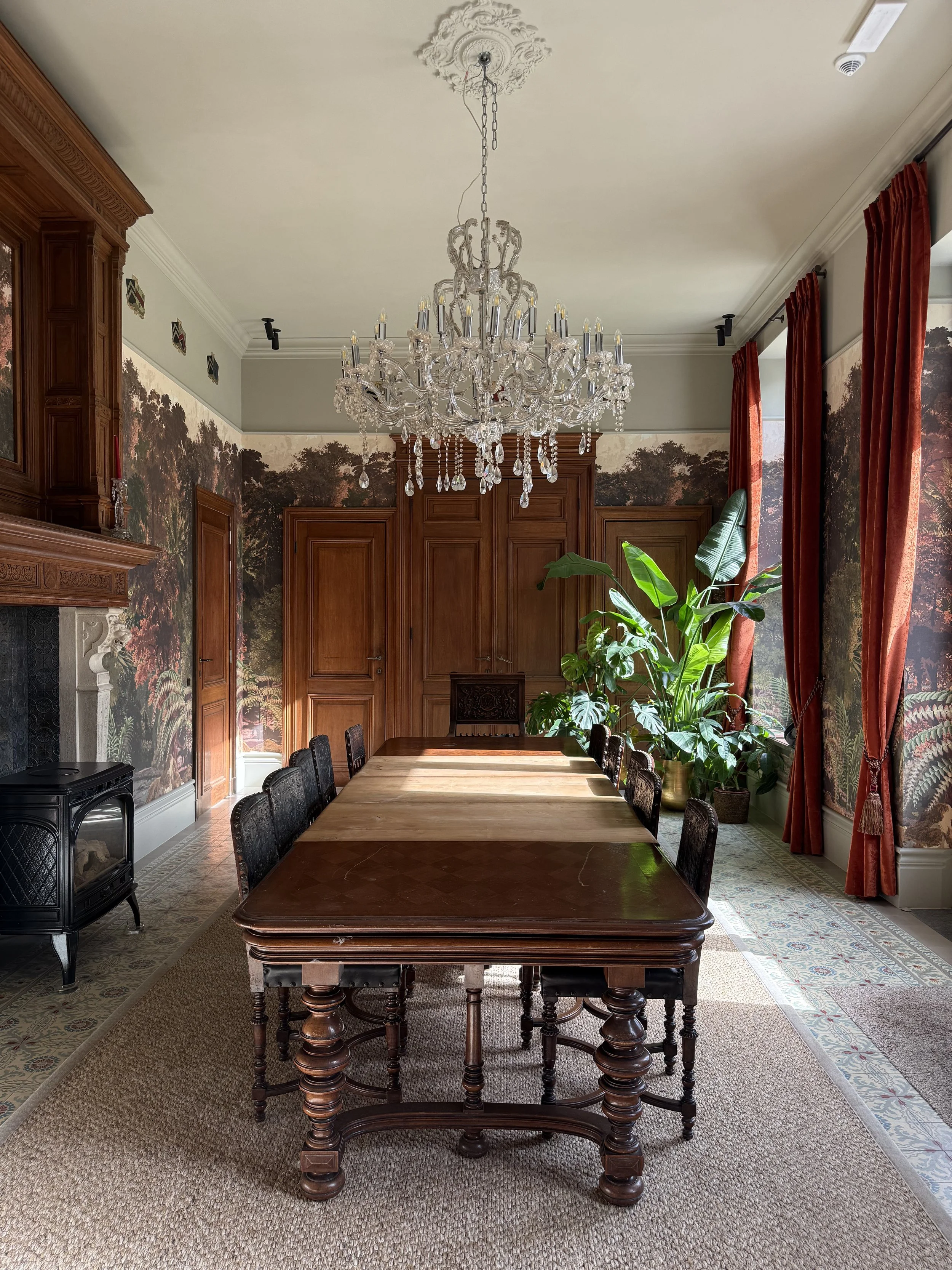 An image of the Cultural Center.