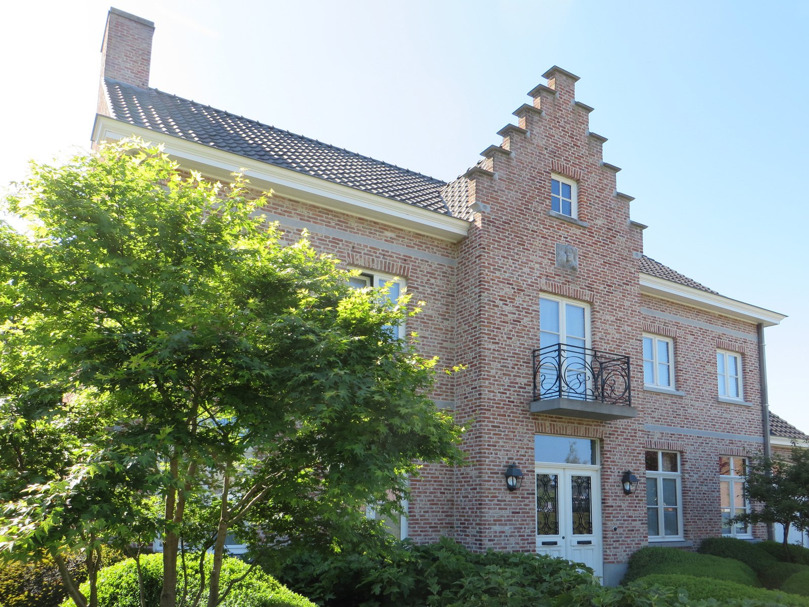 An image of the Cultural Center.