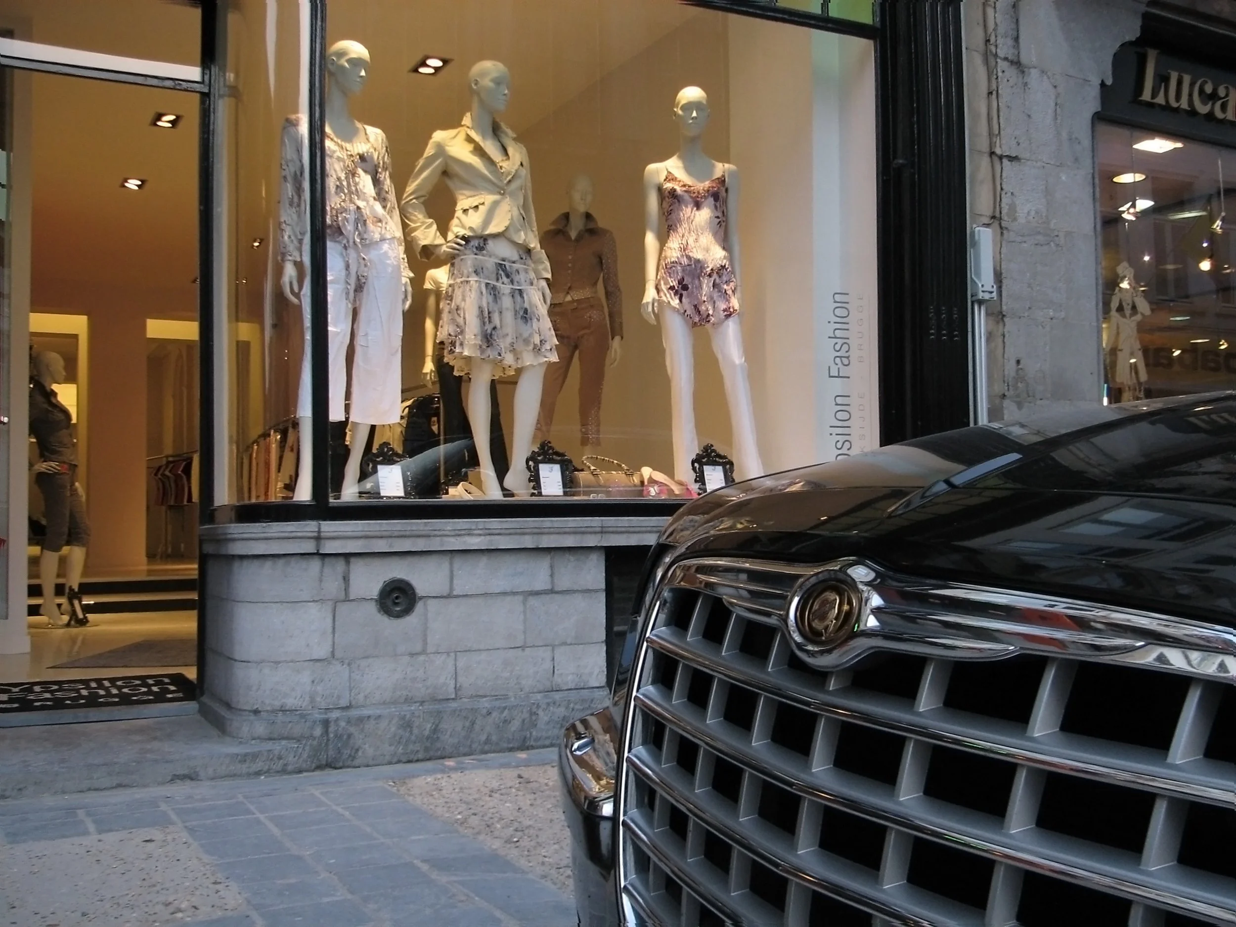 An image of the Cultural Center.