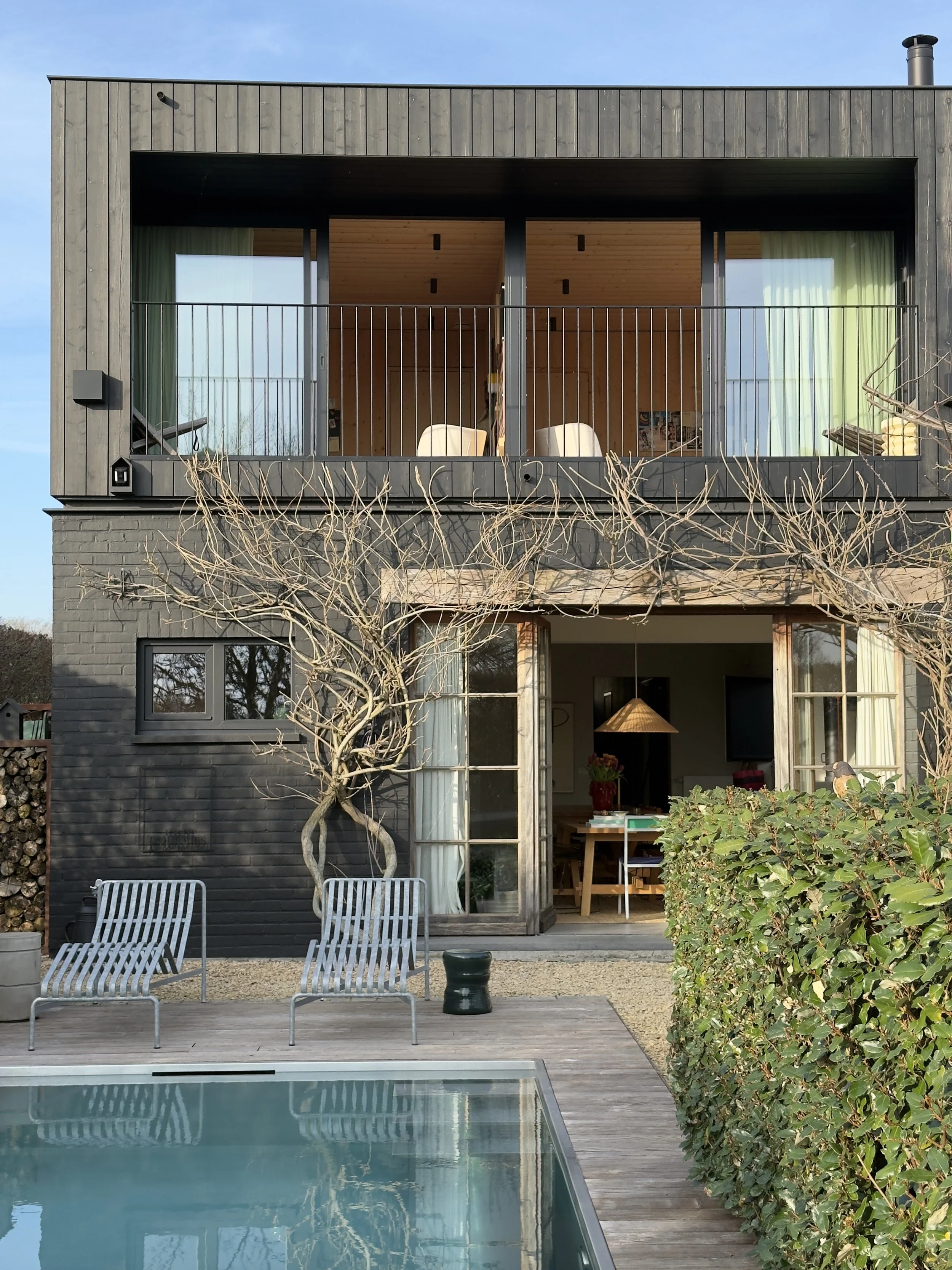 An image of the Cultural Center.