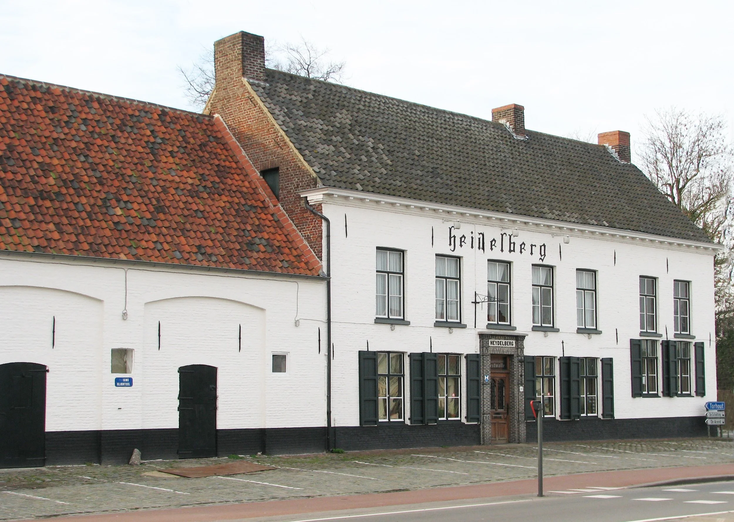 An image of the Cultural Center.