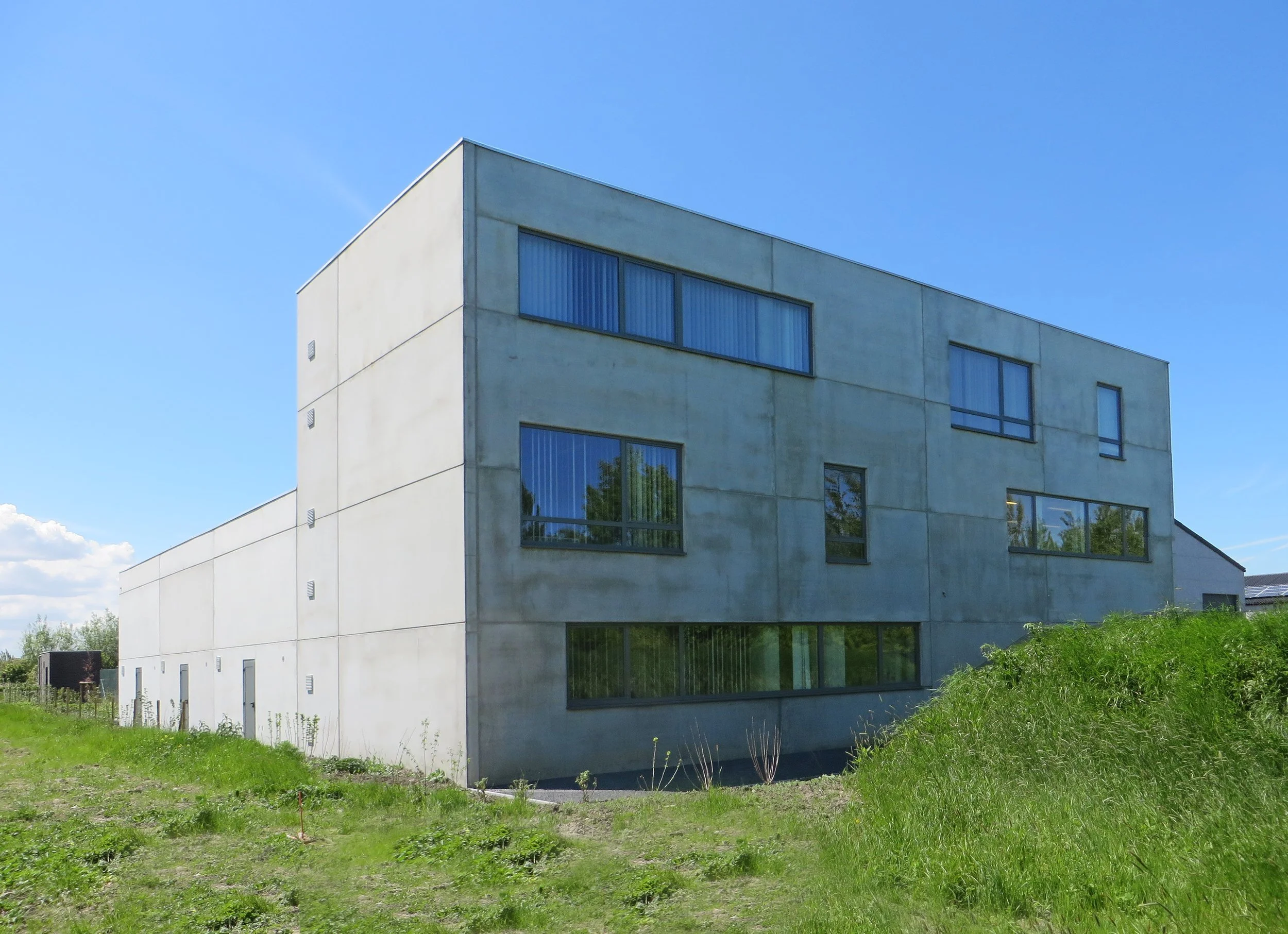 An image of the Cultural Center.