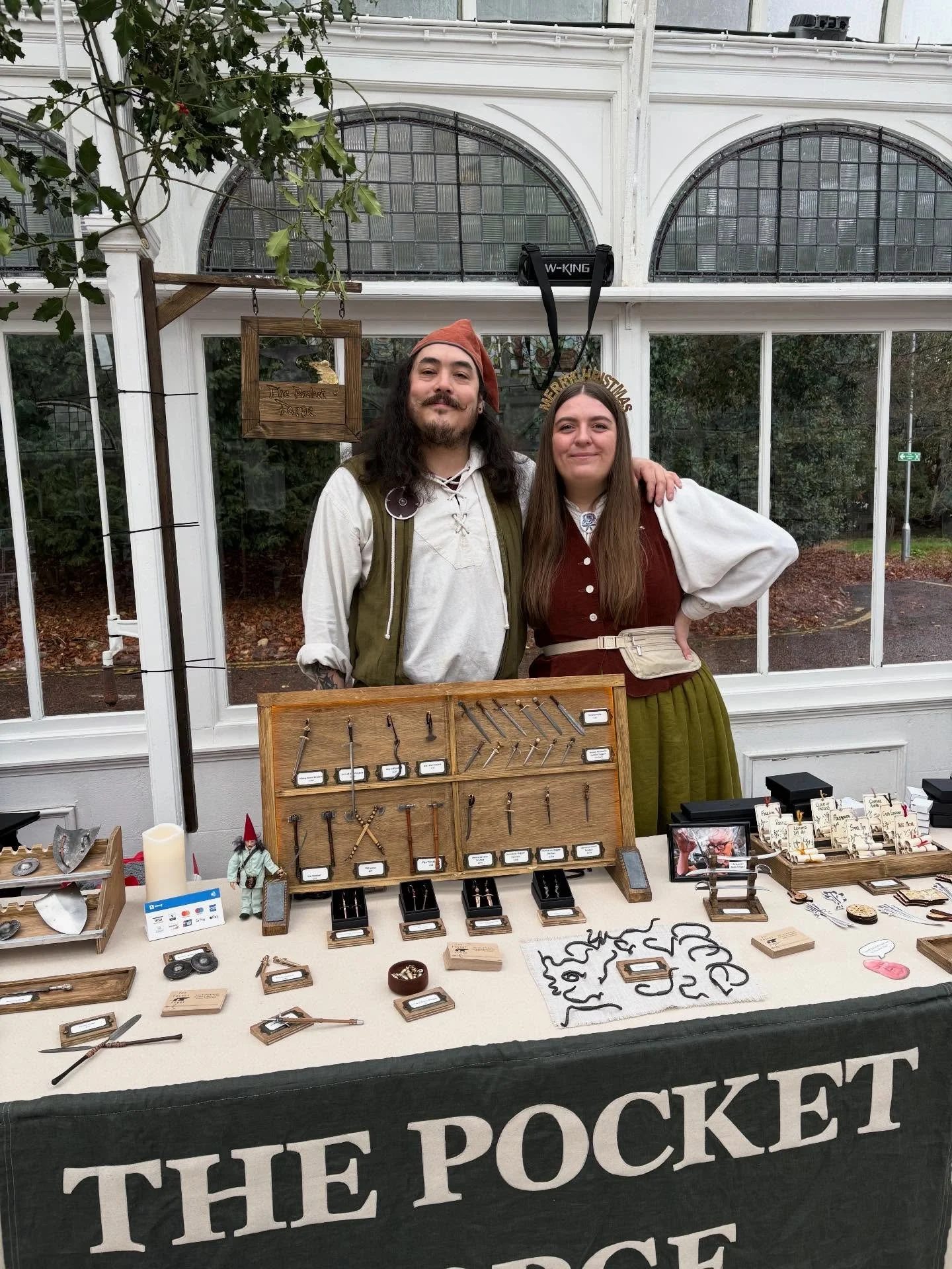 2025 done! Thanks everyone today, this was my last market for the year and it was so crazy busy I barely got a chance to walk around! Thanks to everyone who came by and supported this gang of misfits, and for @nightfairmarket for enabling us 

I&rsqu