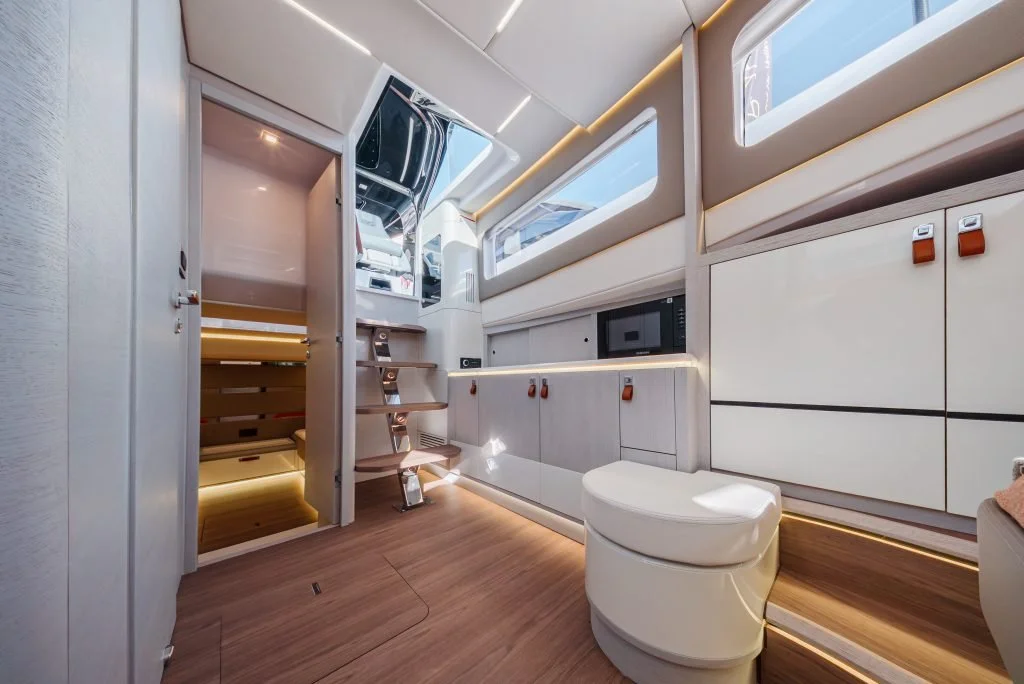 Elegant bathroom on the 14m Level yacht by Oceanteriors – smart space optimization with ocean-inspired elegance