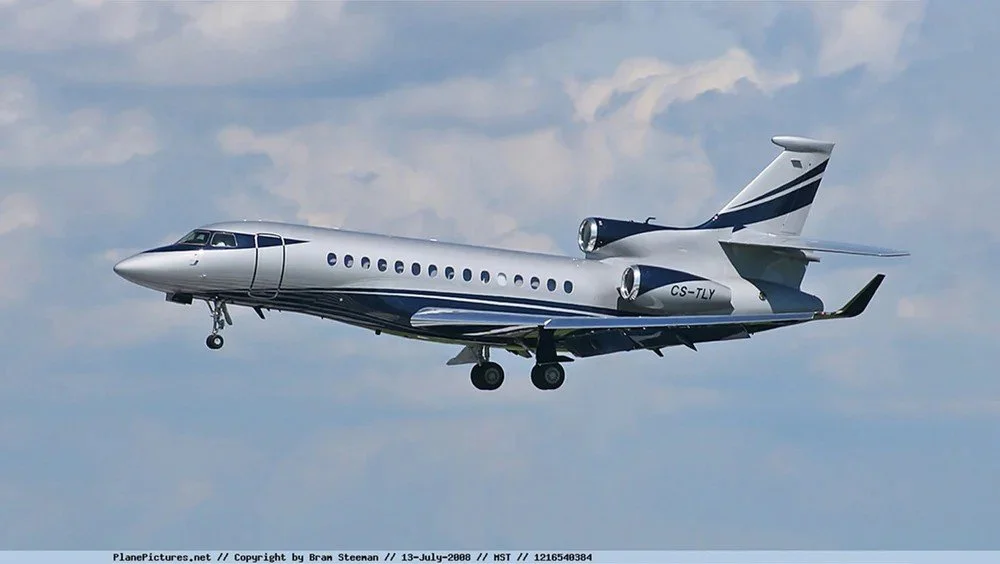 Luxury exterior design of the Falcon 7X private jet by Oceanteriors – sleek oceanic inspiration meets aviation elegance