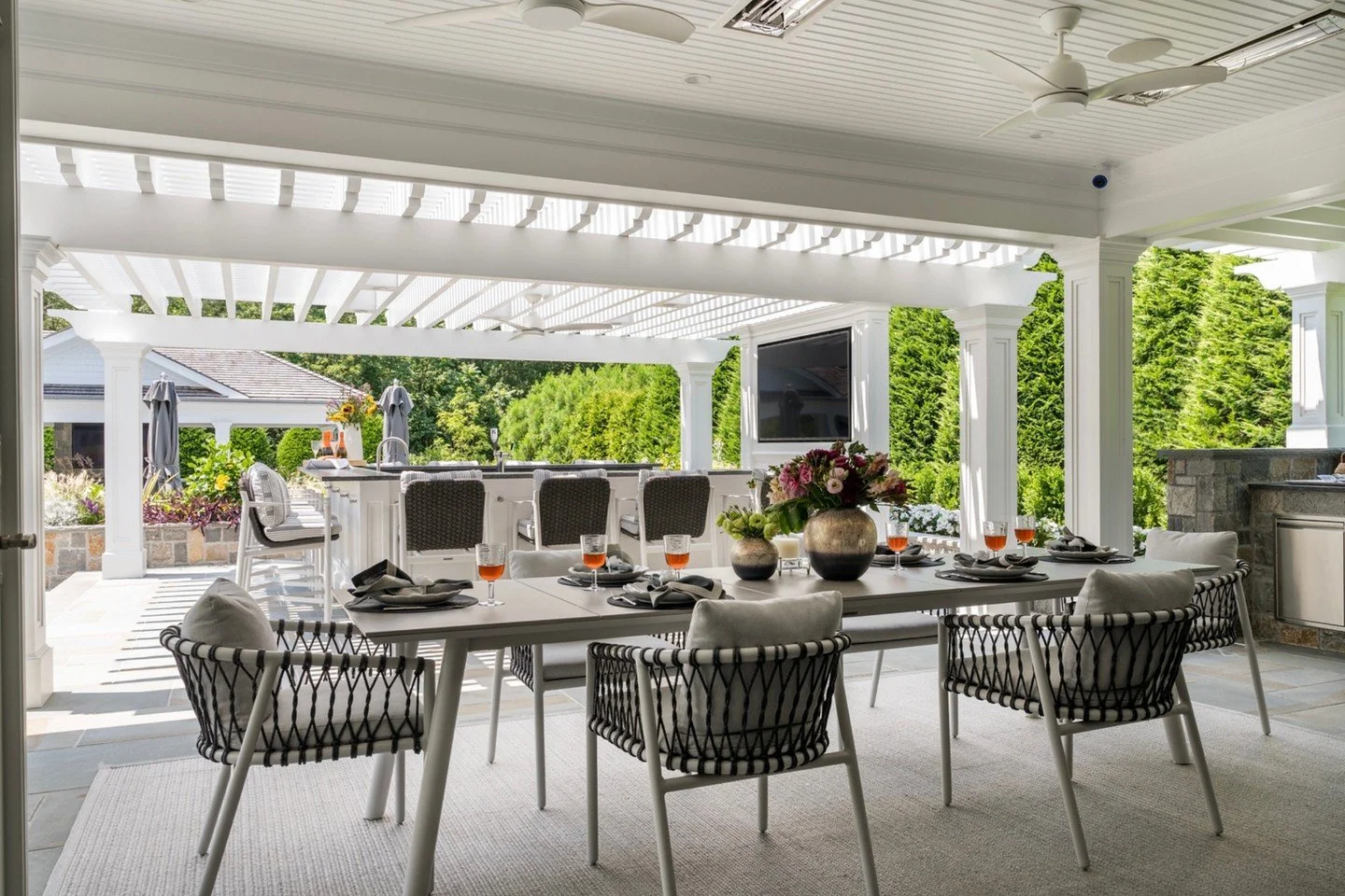 And finally, the covered dining terrace ✨
The last layer of this backyard retreat &mdash; a space designed for lingering dinners, effortless entertaining, and evenings that unfold slowly. Framed by crisp white architecture and filtered pergola light,