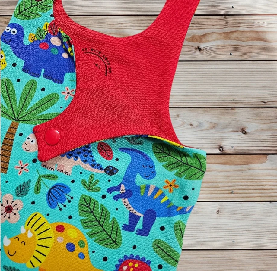 eShop Flat Lays 👚 (4) (3).jpg