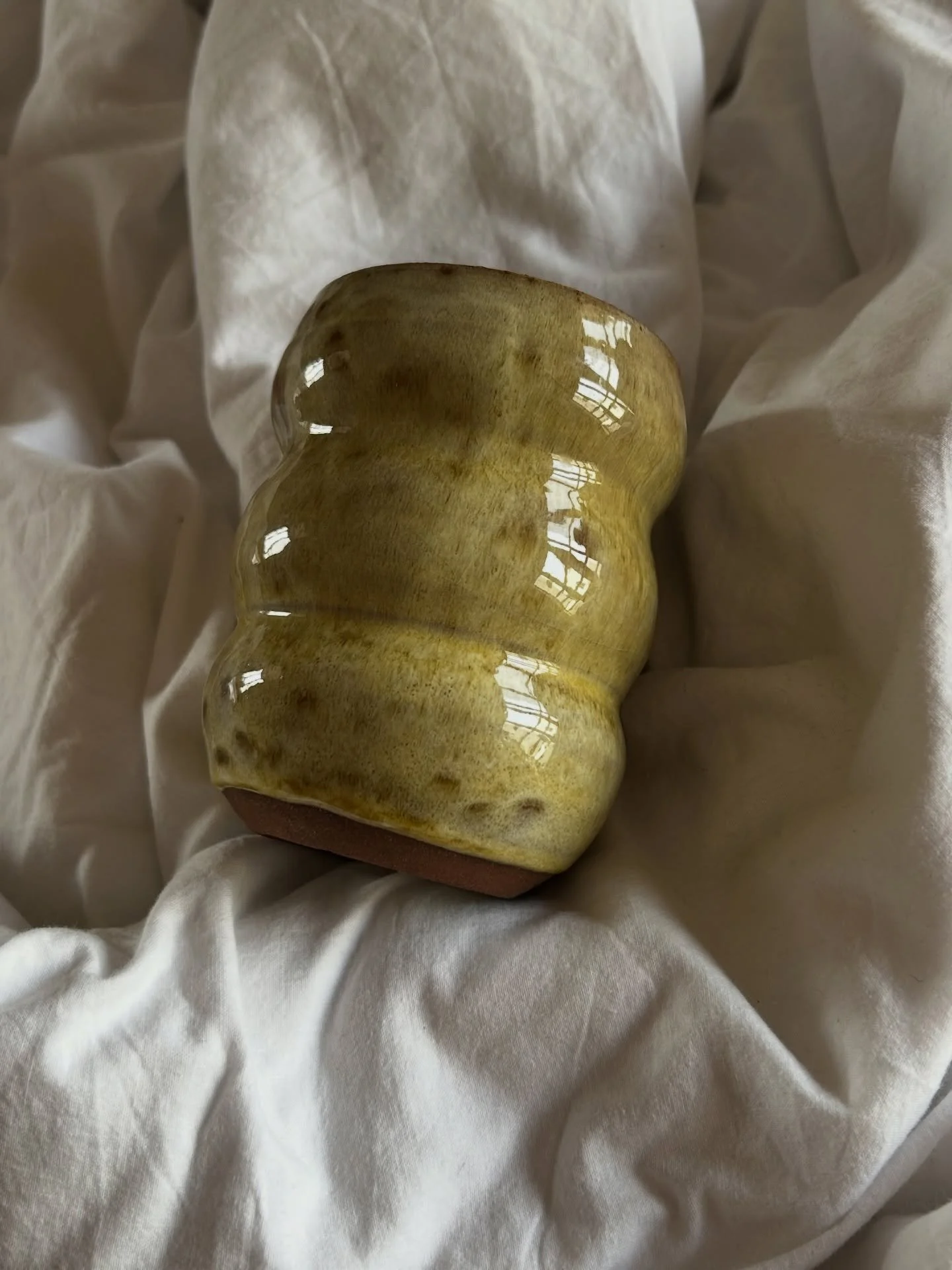 Ik kocht niet veel keramiek in Marokko 🇲🇦☀️Desondanks het daar overal vol van staat. Maar dat maakt natuurlijk dan ook dat alles overal gewoon hetzelfde is&hellip; . Het was eigenlijk wel een teleurstelling als ik eerlijk ben. Ik kan zooooooo genie